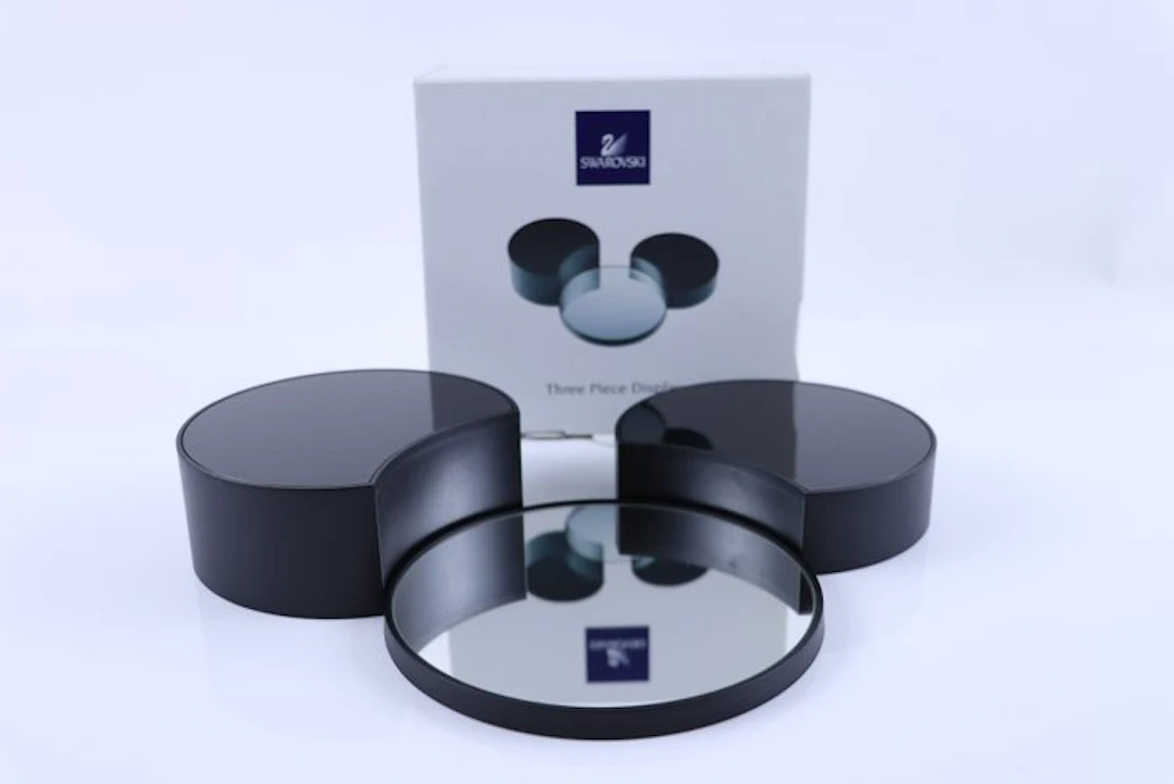 Figure - Swarovski - Three Piece Display (Boxed) - Crystal