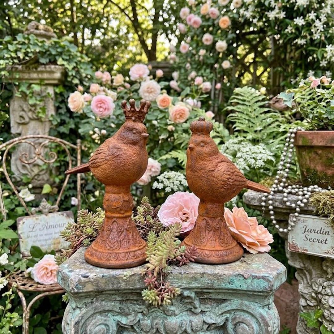 Decorative ornament (2) - Europe - Pair of cast iron birds