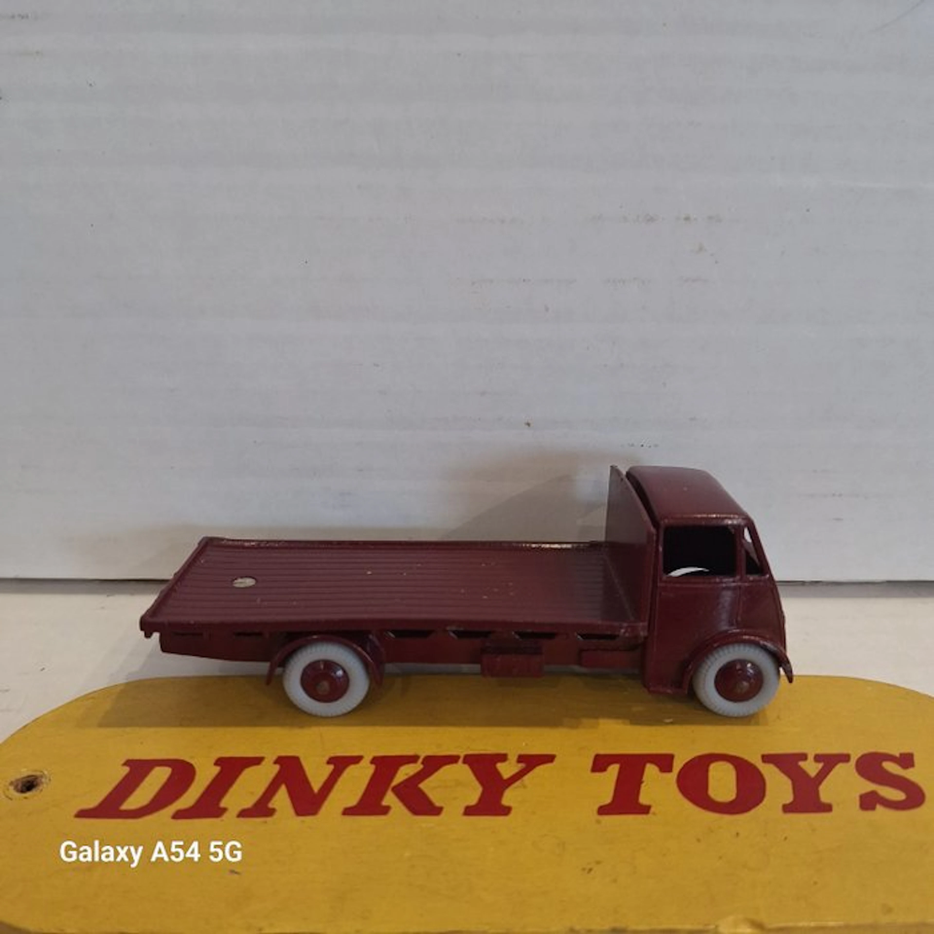 Dinky Toys 1:43 - Model car - Dinky Supertoys - Guy Series Type 1
