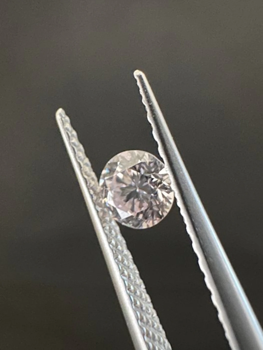 1 pcs Diamond (Natural coloured) - 0.26 ct - Round...