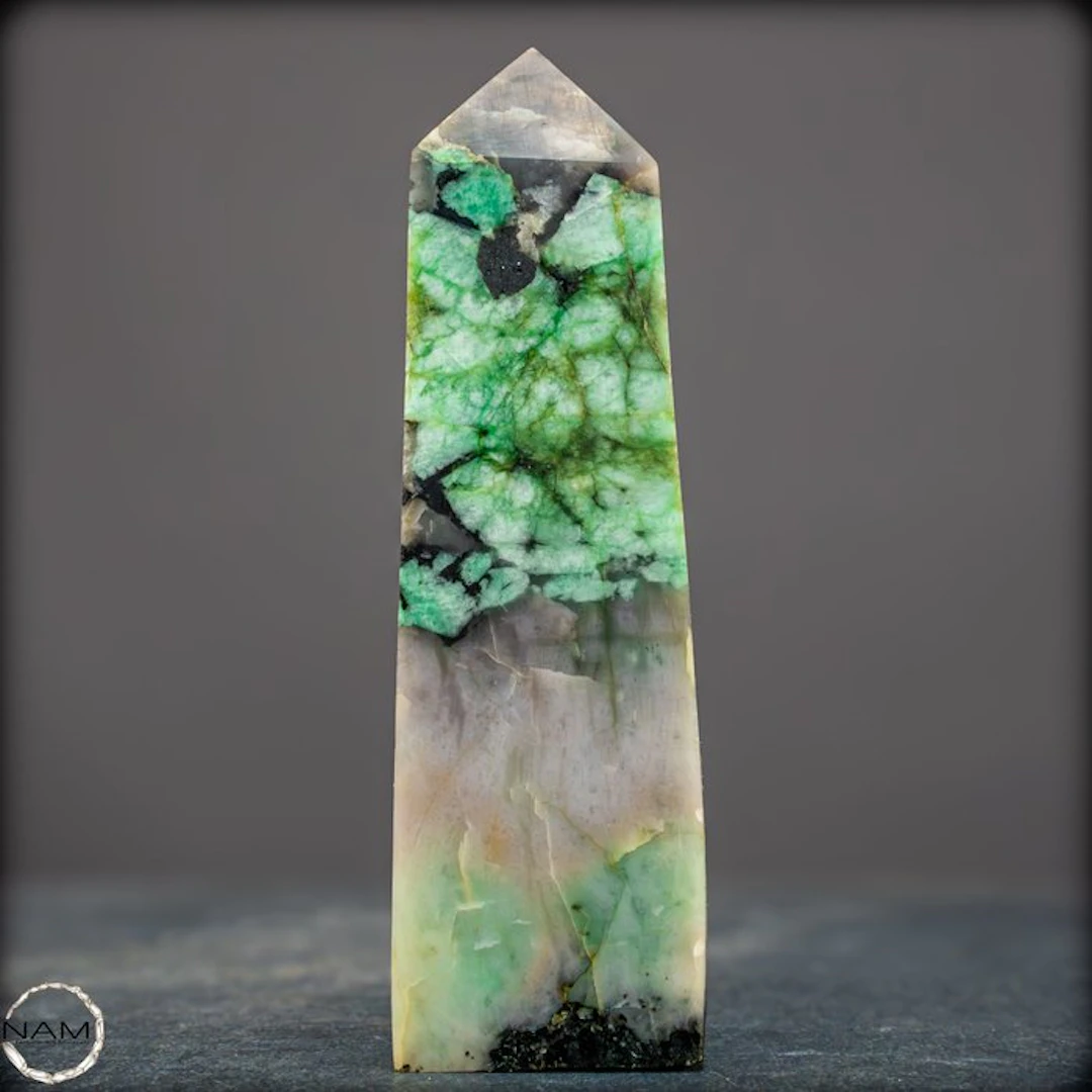Majestic emerald obelisk from the legendary Muzo Mine – a...