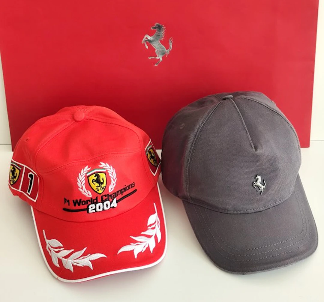 Ferrari - Formula One - Lot casquettes Ferrari Schumacher...