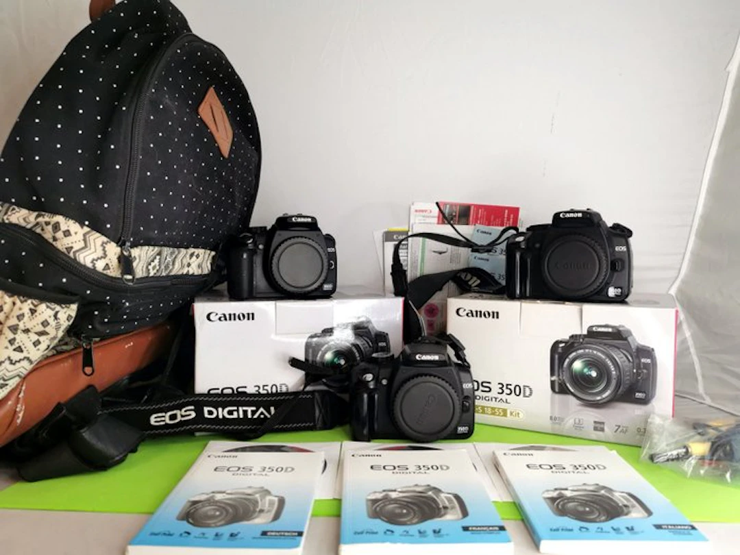 Canon Lotto 3x Canon EOS 350D Digital – Corpi per Ricambi...