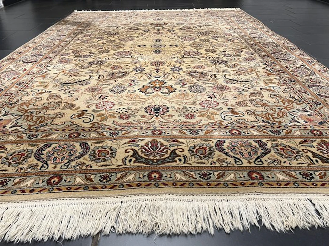 Isfahan cork-wool on silk - Rug - 305 cm - 200 cm