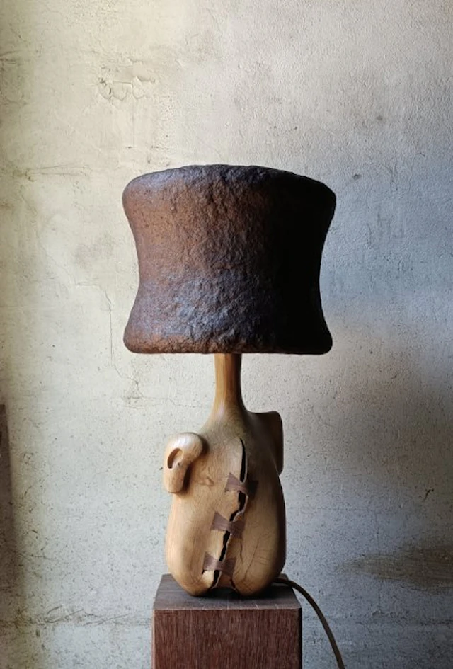 Renat Shuteev - Table lamp - Papier-mache, Oak - Lamp "Présence"