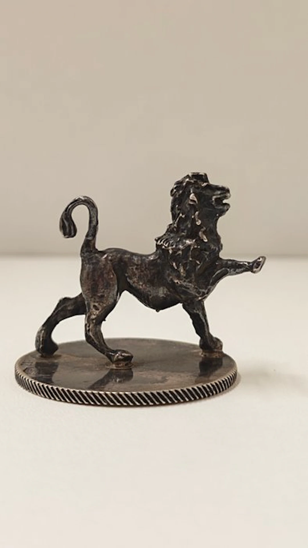 Statuette