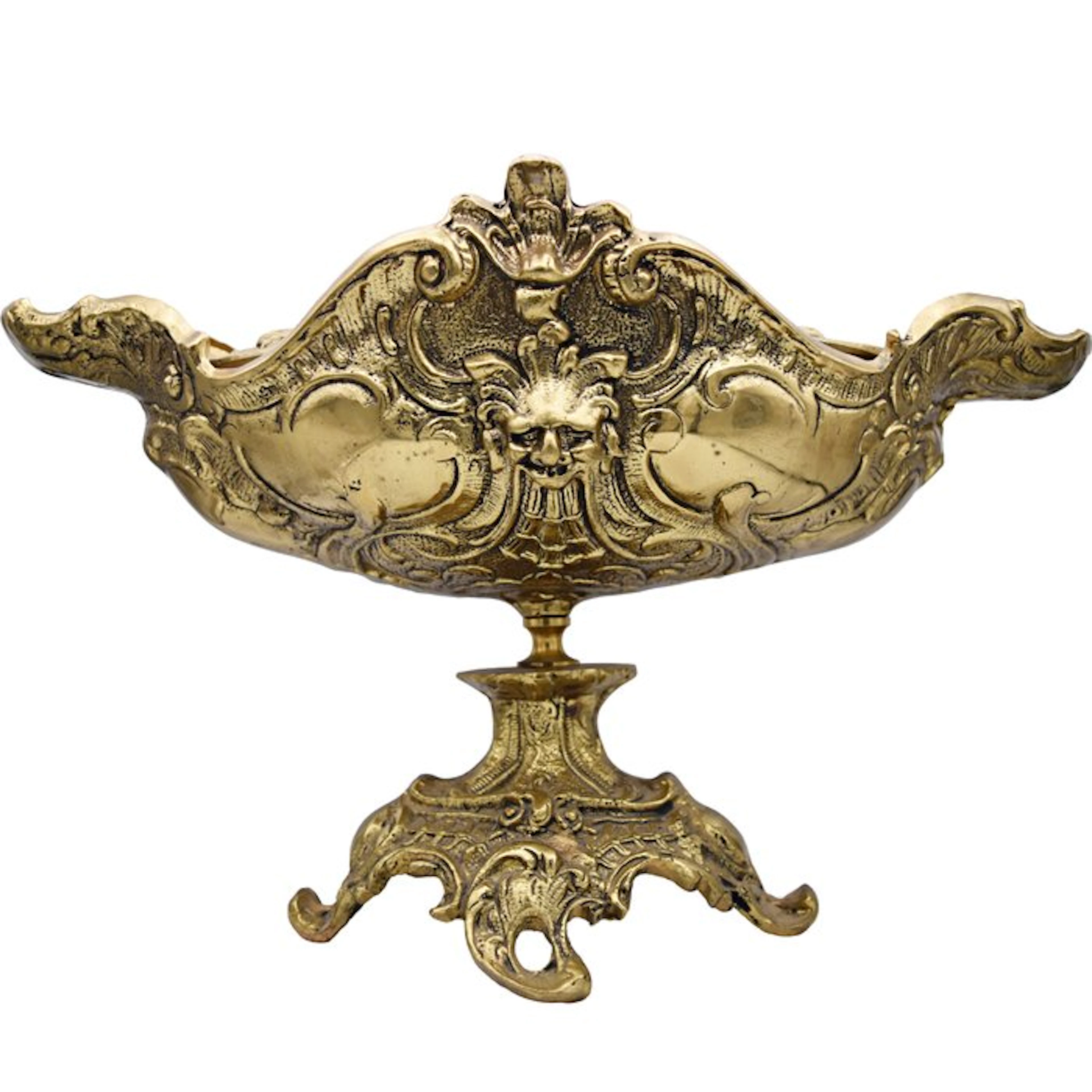Centrepiece - Gardener - Bronze