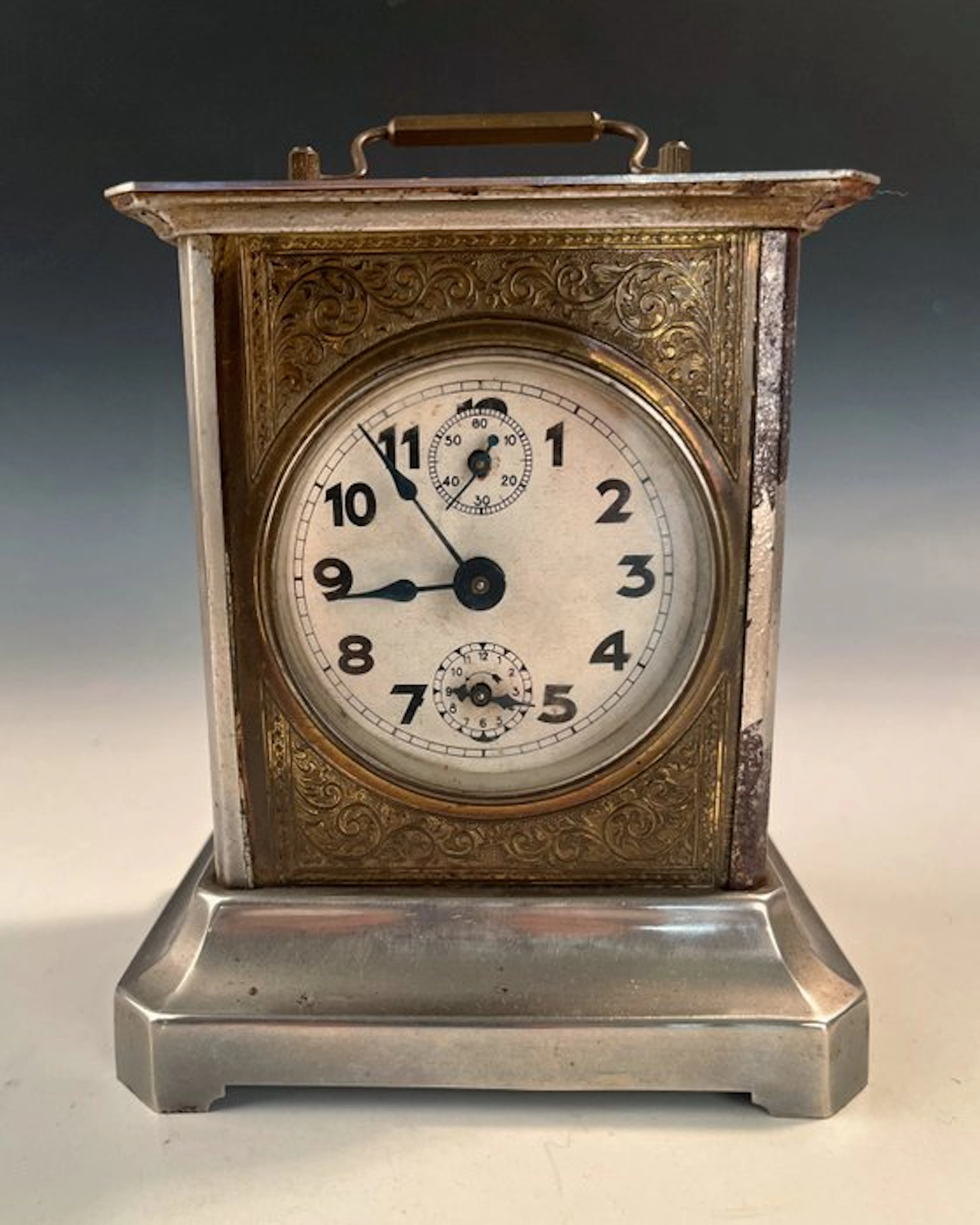 Travel clock
