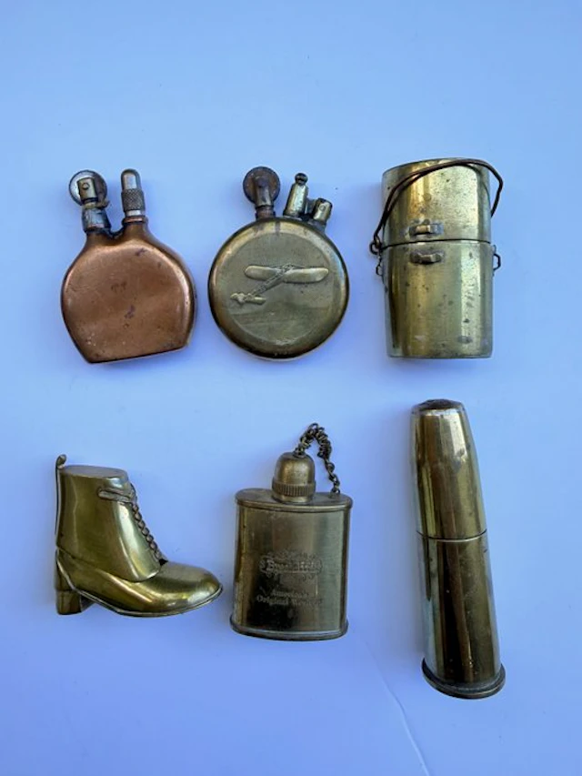 No reserve price - Lighter - Brass