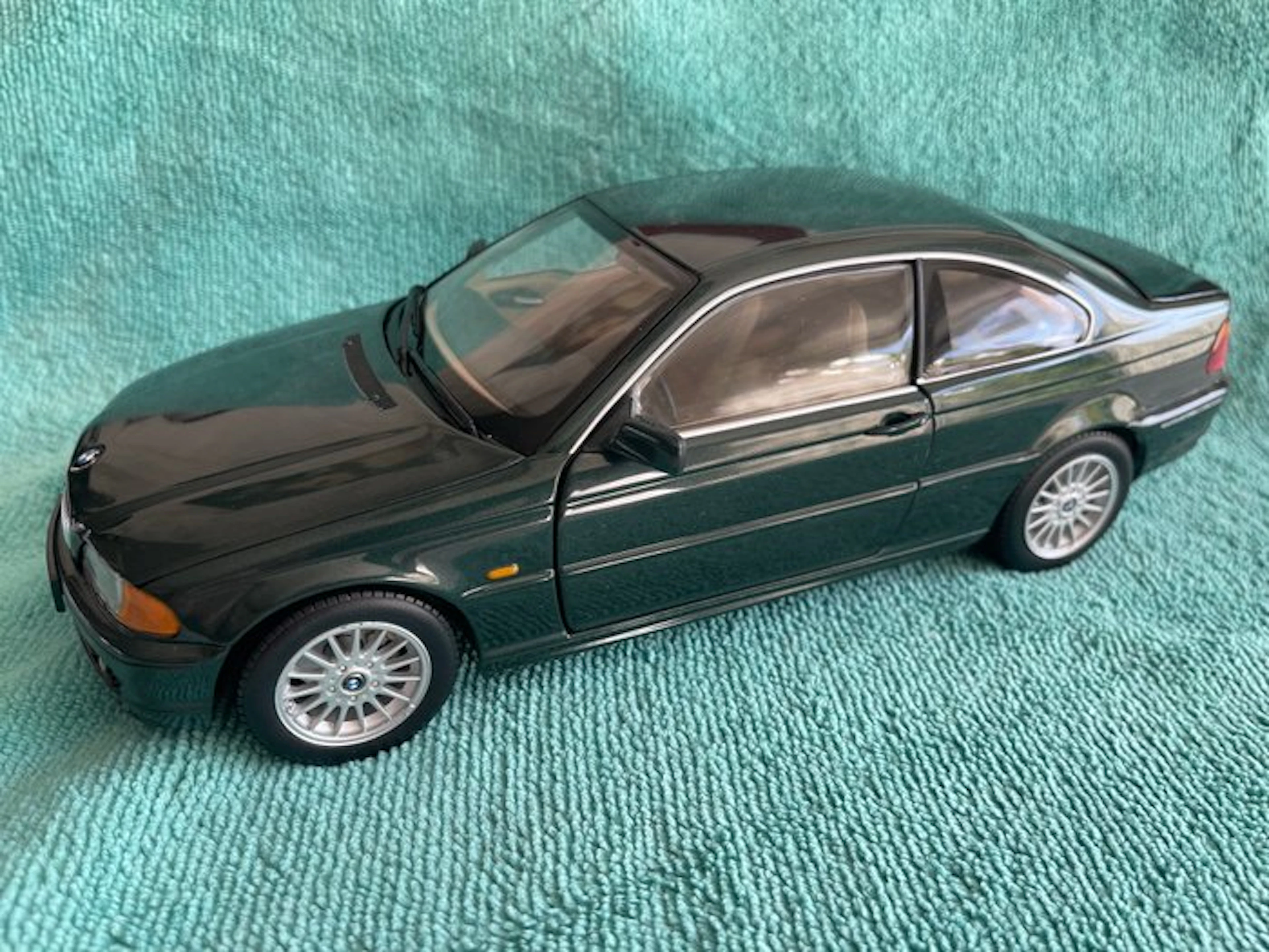 Kyosho 1:18 - Model car - BMW 328 Ci (E46)
