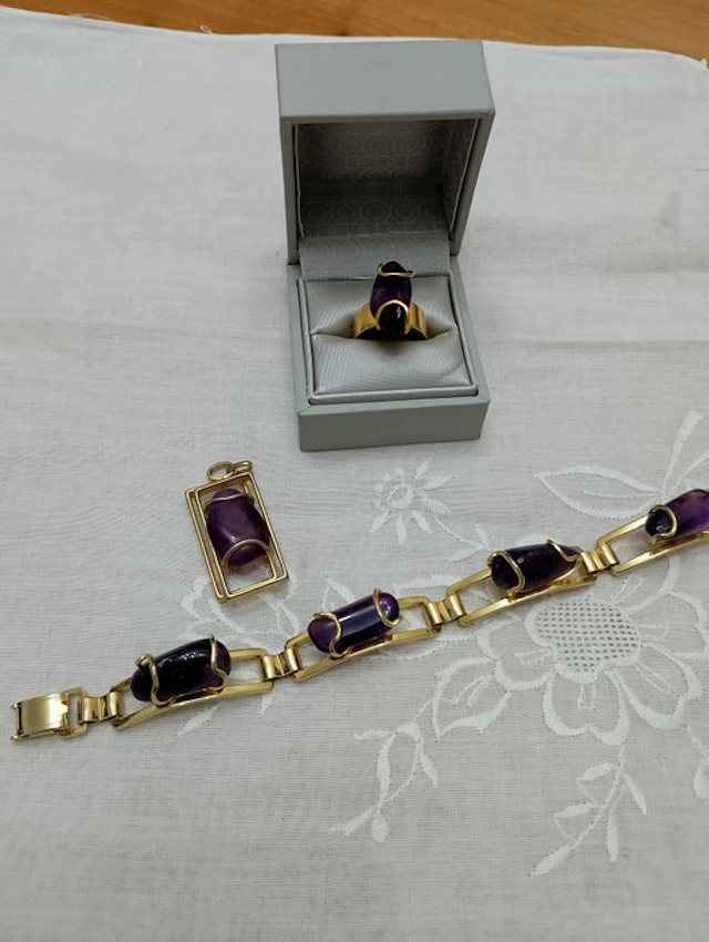 Amethyst Lot of various items - Height: 1 cm - Width: 20 cm- 38 g - (3)