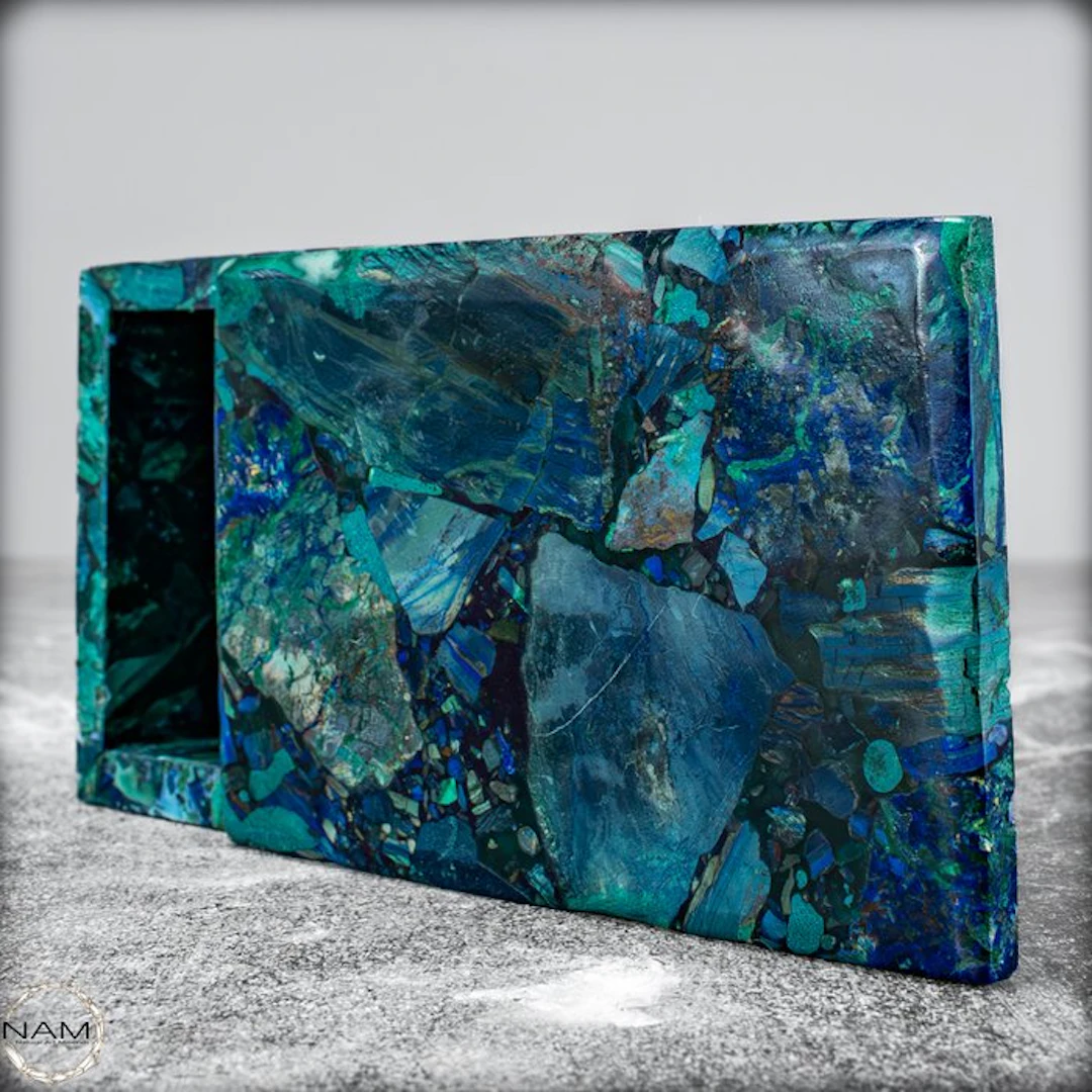 Very rare natural chrysocolla & malachite jewelry box- 305.35 g