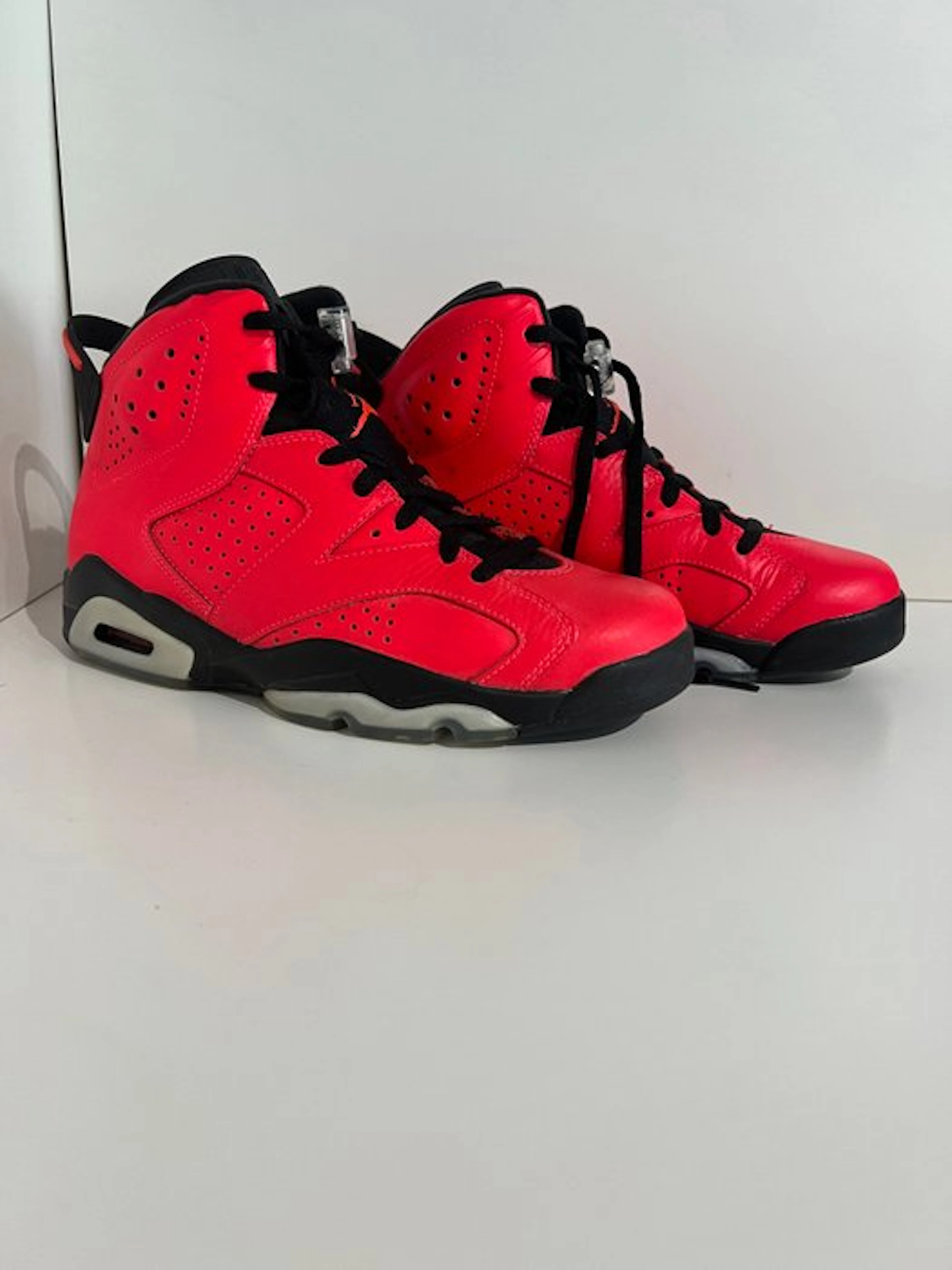 Air Jordan - Air Jordan 6 - Sneakers - Size: EU 40 - New with tags