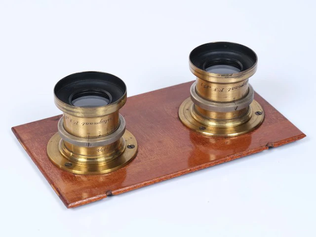 Astra Aplanastigmaat Stereolenzen (No. 1093 & 1094) Brass lens