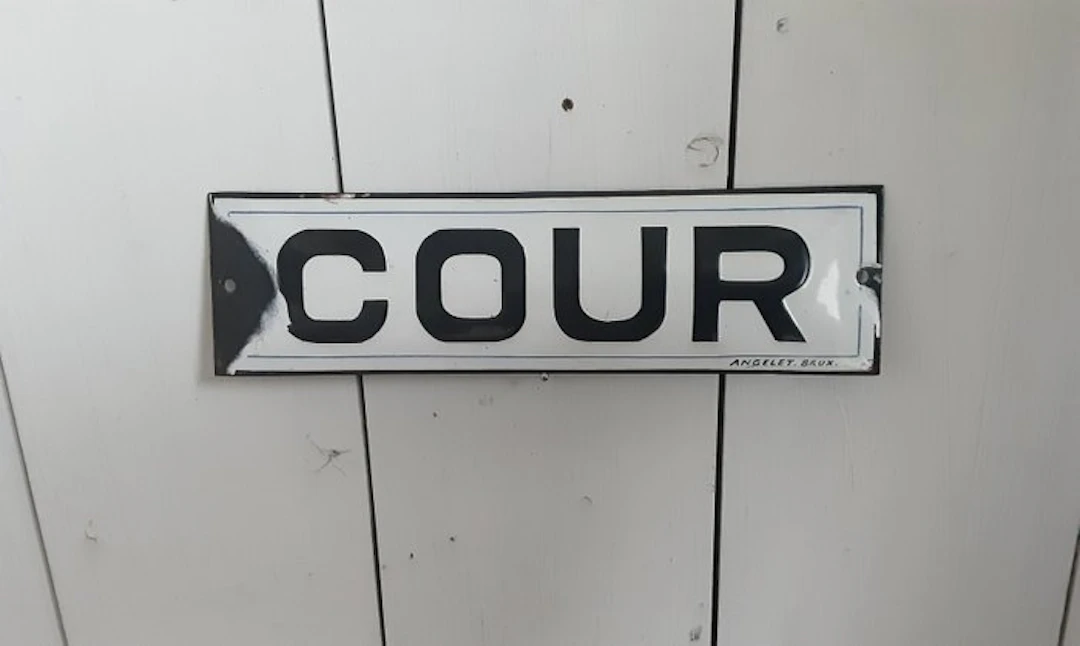 Cour - Enamel sign - Enamel