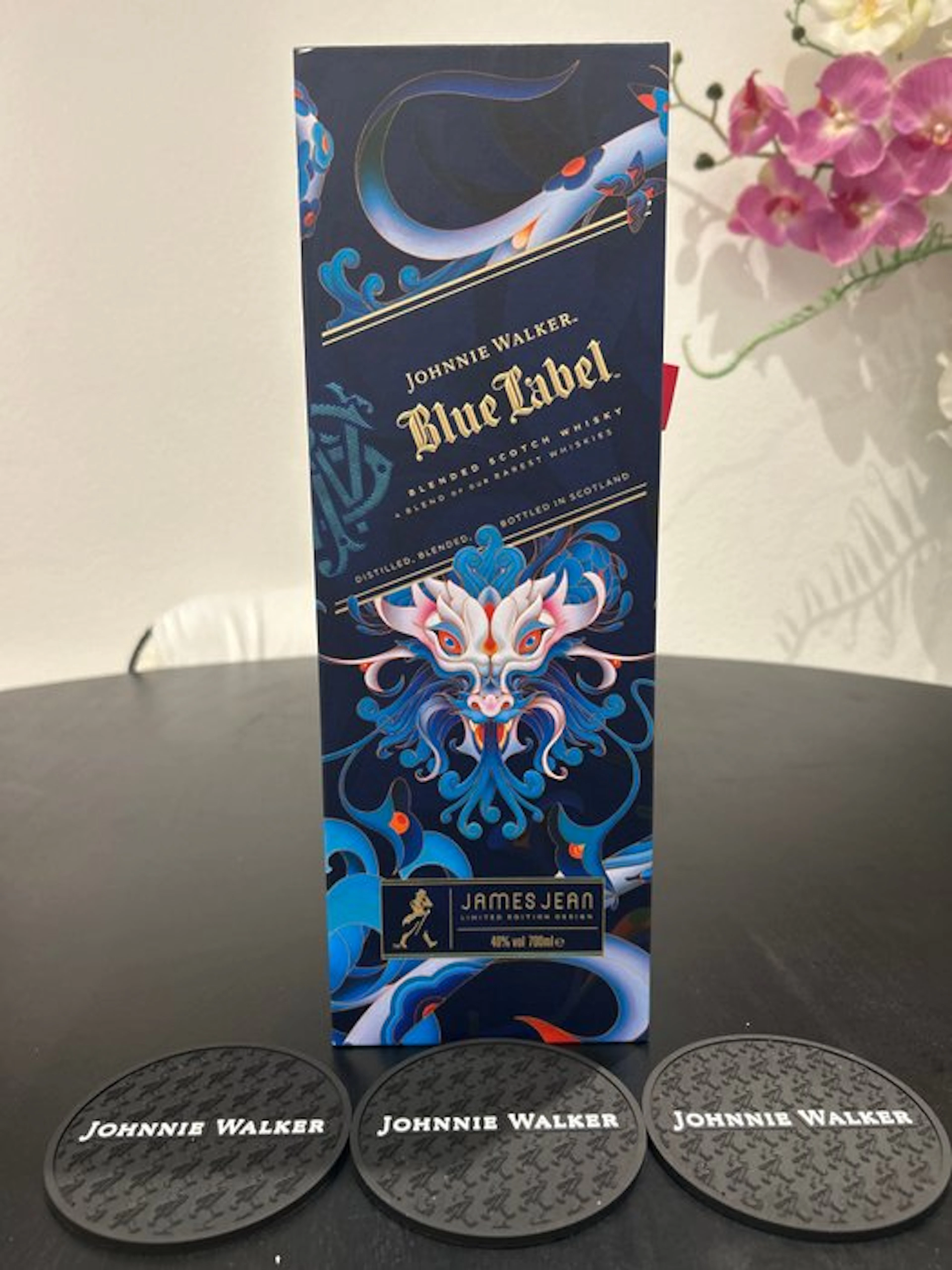 Johnnie Walker Blue Label - Year of The Dragon 2024 - James Jean - b