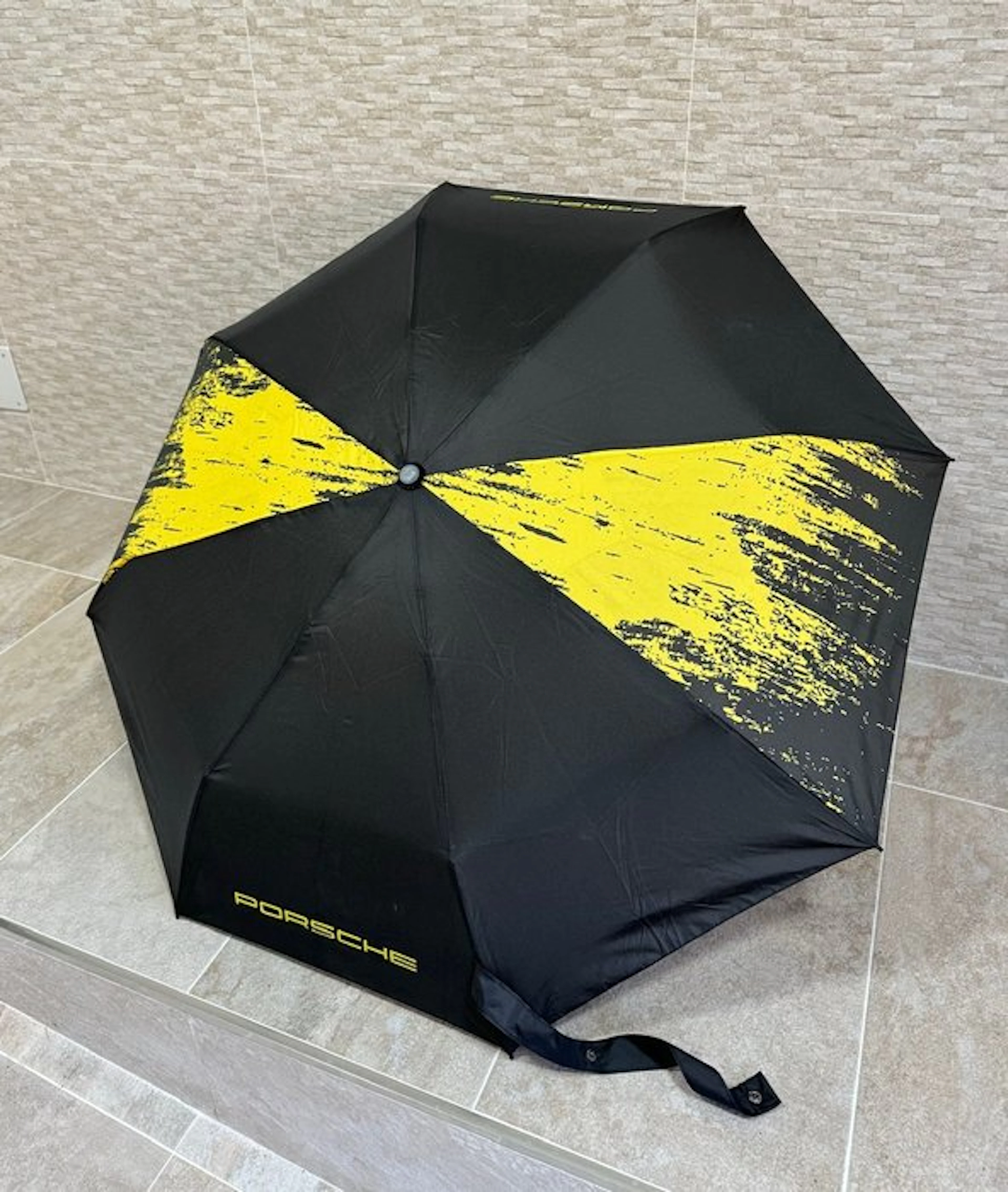 Porsche GT4 Clubsport Umbrella - Porsche