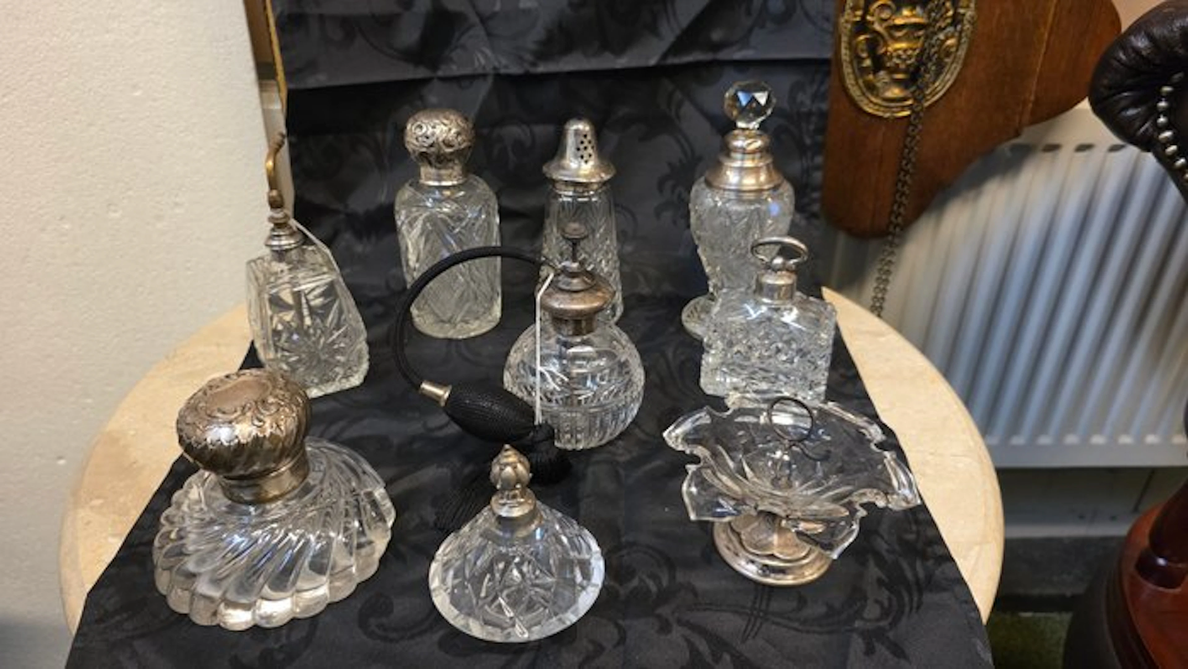 Decanter (9) - .835 silver, .925 silver - 9 × crystal with silver