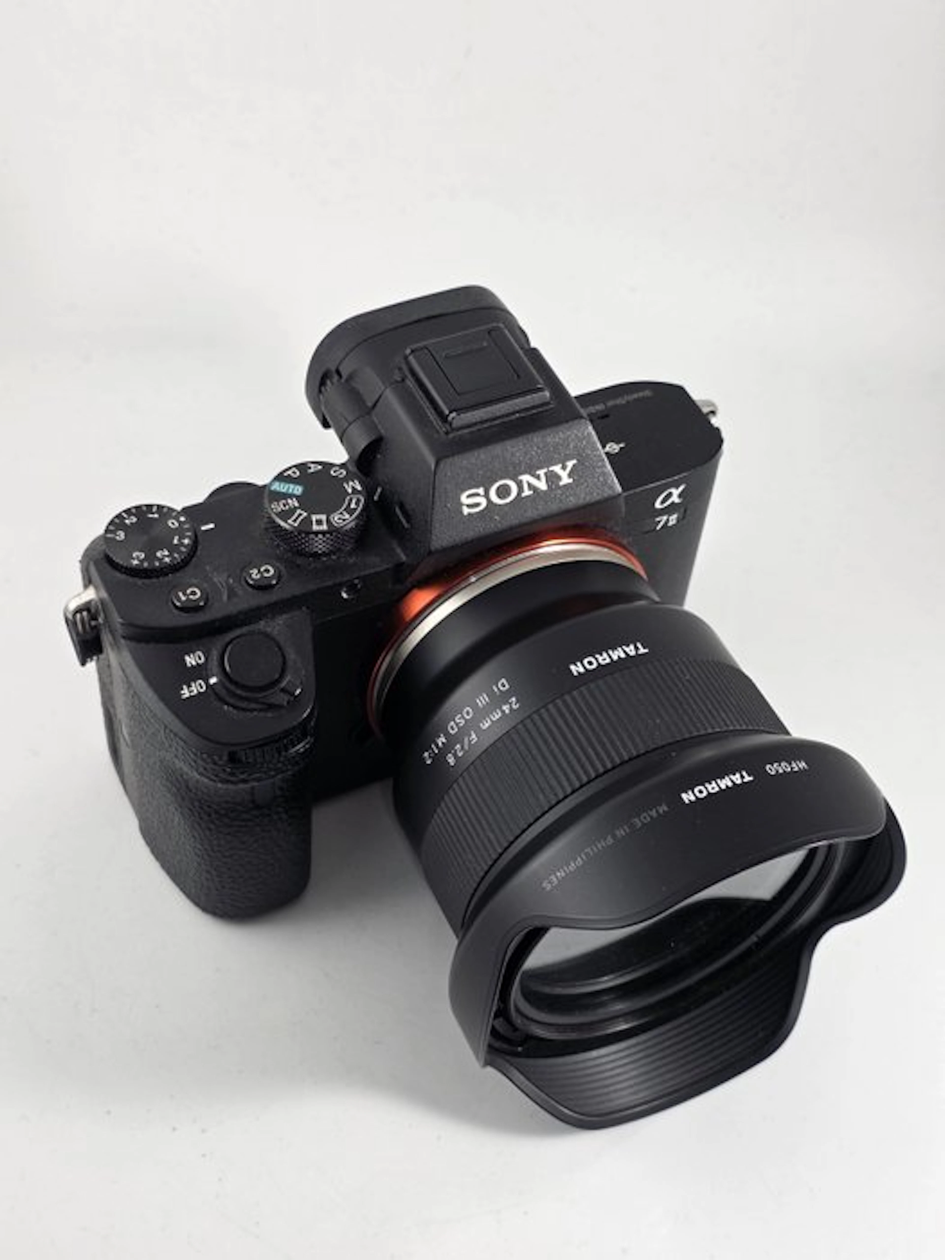 Sony A7 II + Tamron 2,8/24 mm Di III OSD M 1:2 | Mirrorless camera