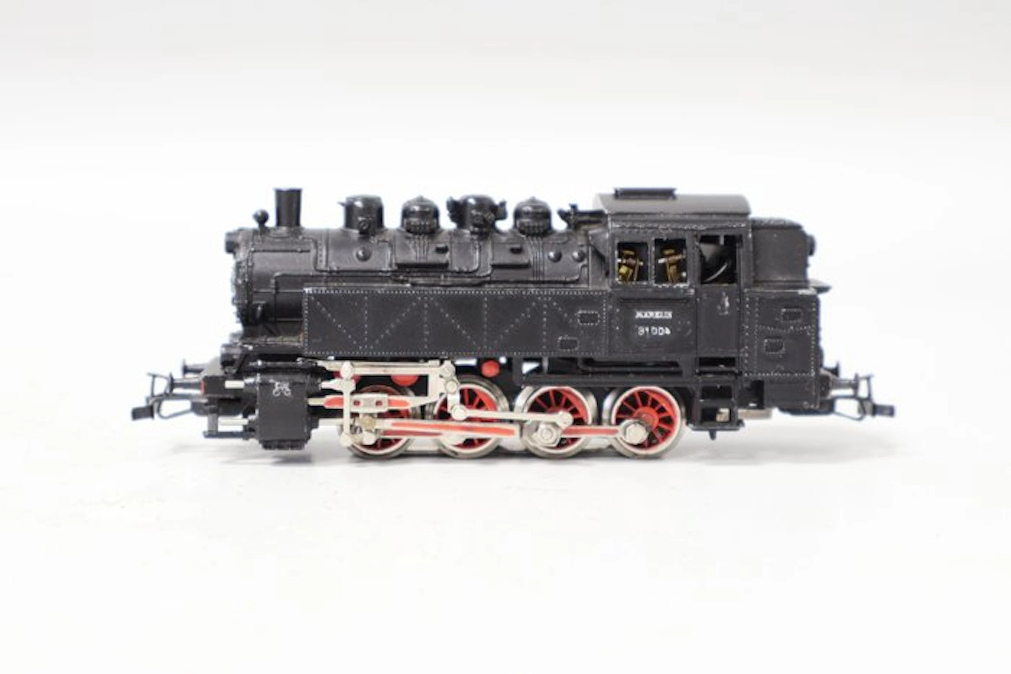 Märklin H0 - 3032 - Model train locomotive (1) - DB