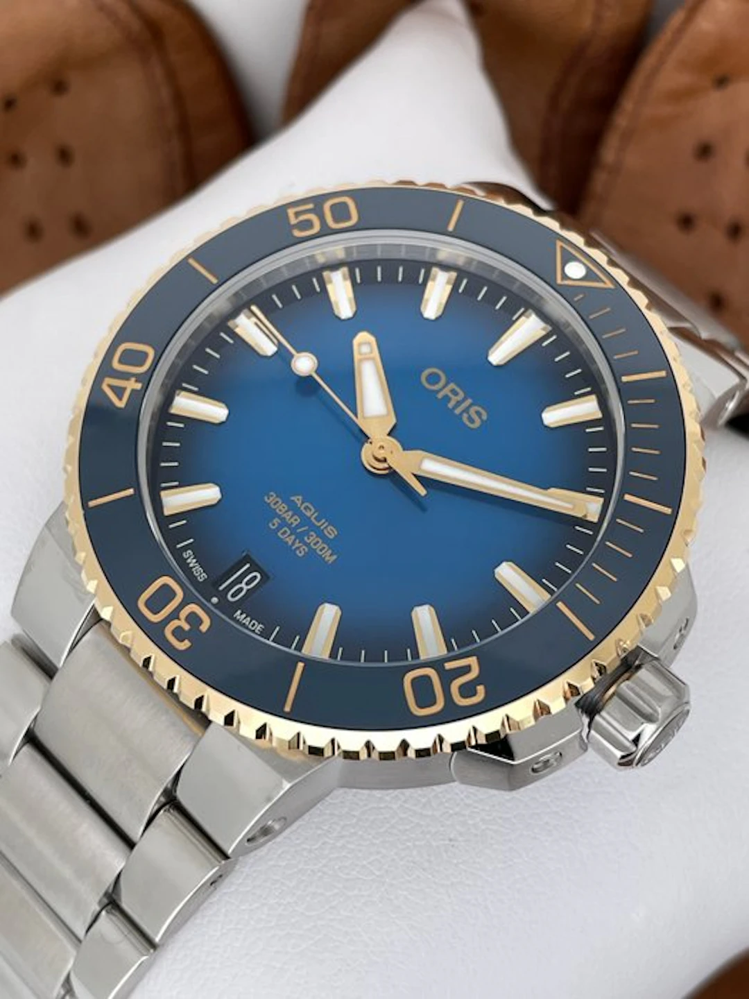 Oris - Aquis Date Calibre 400-2 Automatic - No reserve...