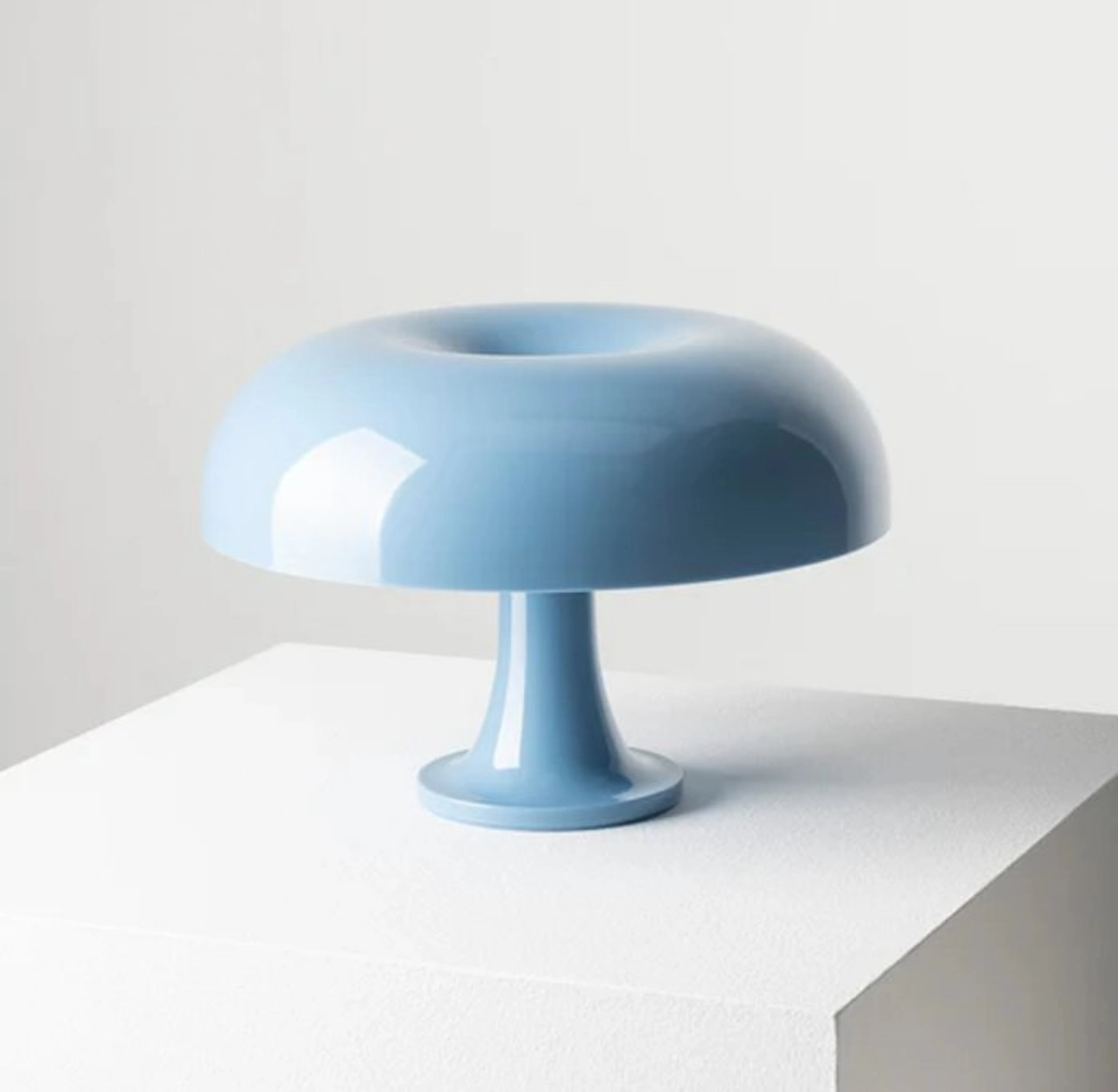Artemide - Giancarlo Mattioli - Table lamp - Blue Nessino - polycarbonate