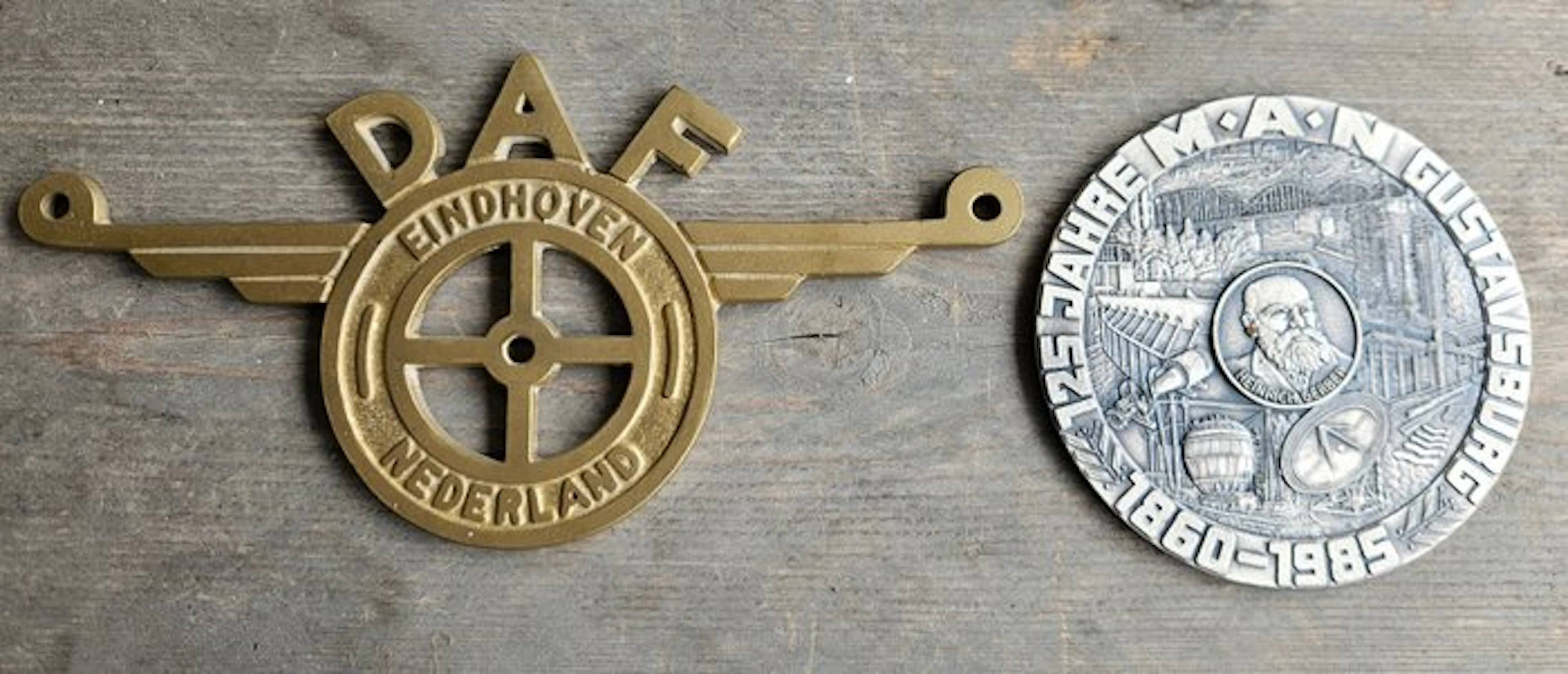 Emblem - Daf - DAF Eindhoven Nederland / 125 Jahre M.A.N