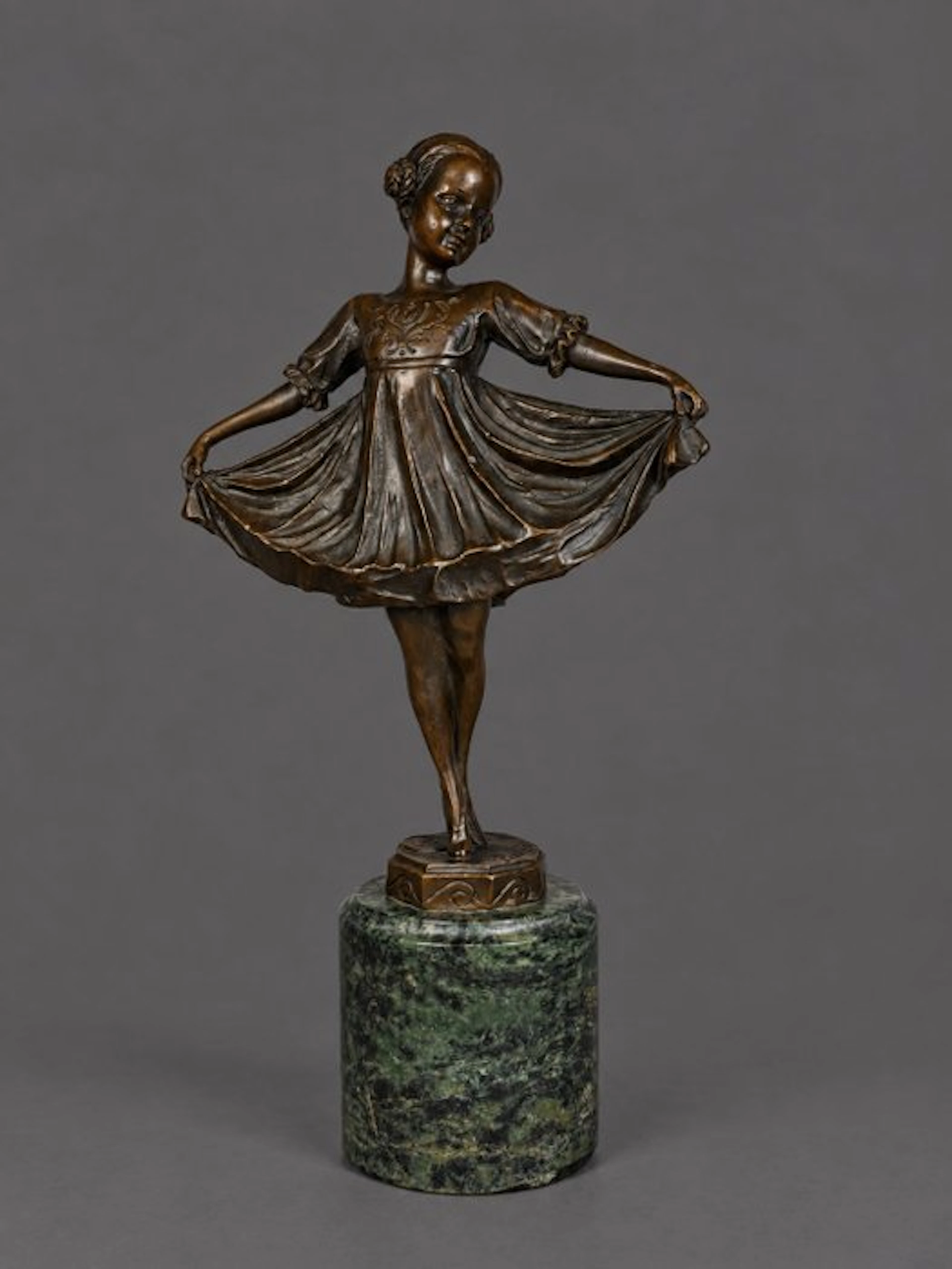 Preijs - Sculpture, Ballerina meisje - 27 cm - Bronze