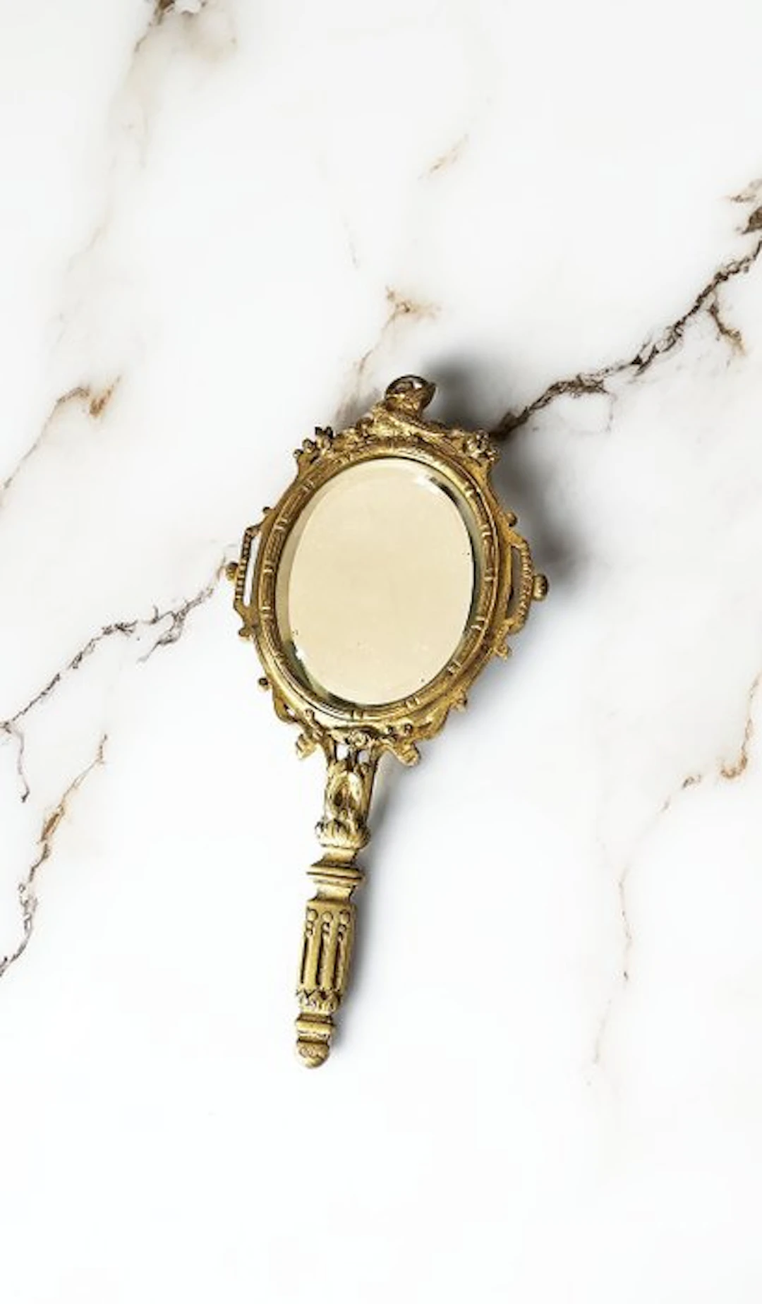 Hand mirror - Metal - Engraved bird ornament 1891