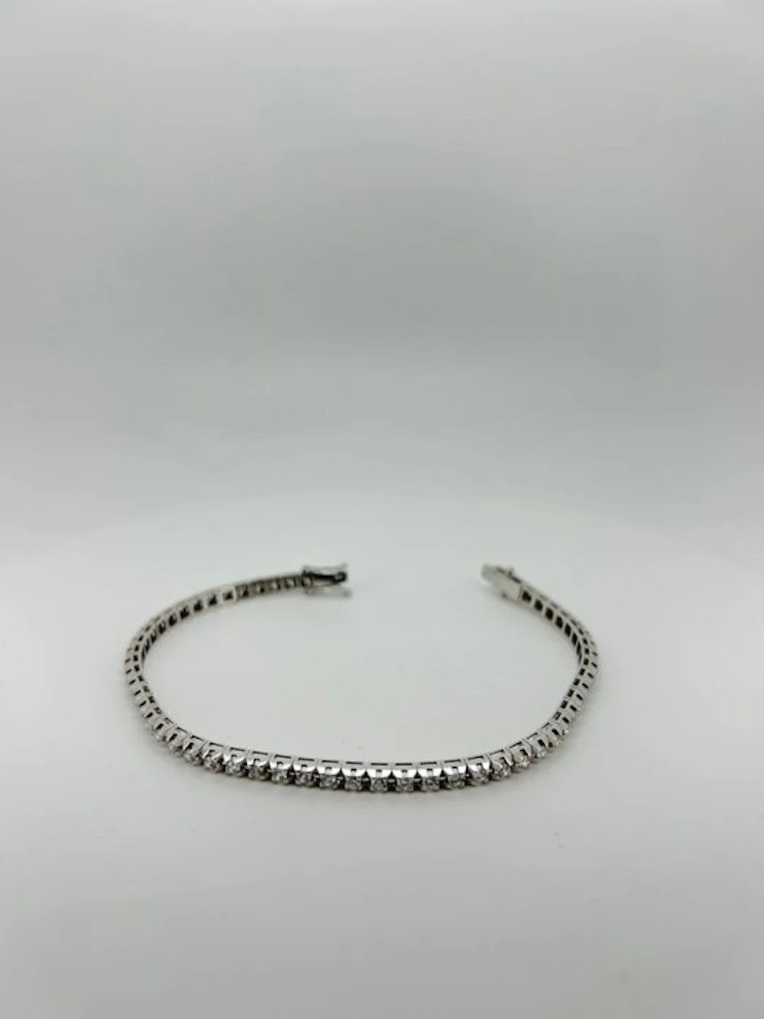 Tennis bracelet - 18 kt. White gold - 2.25ct. tw. Diamond (Natural) - Diamond