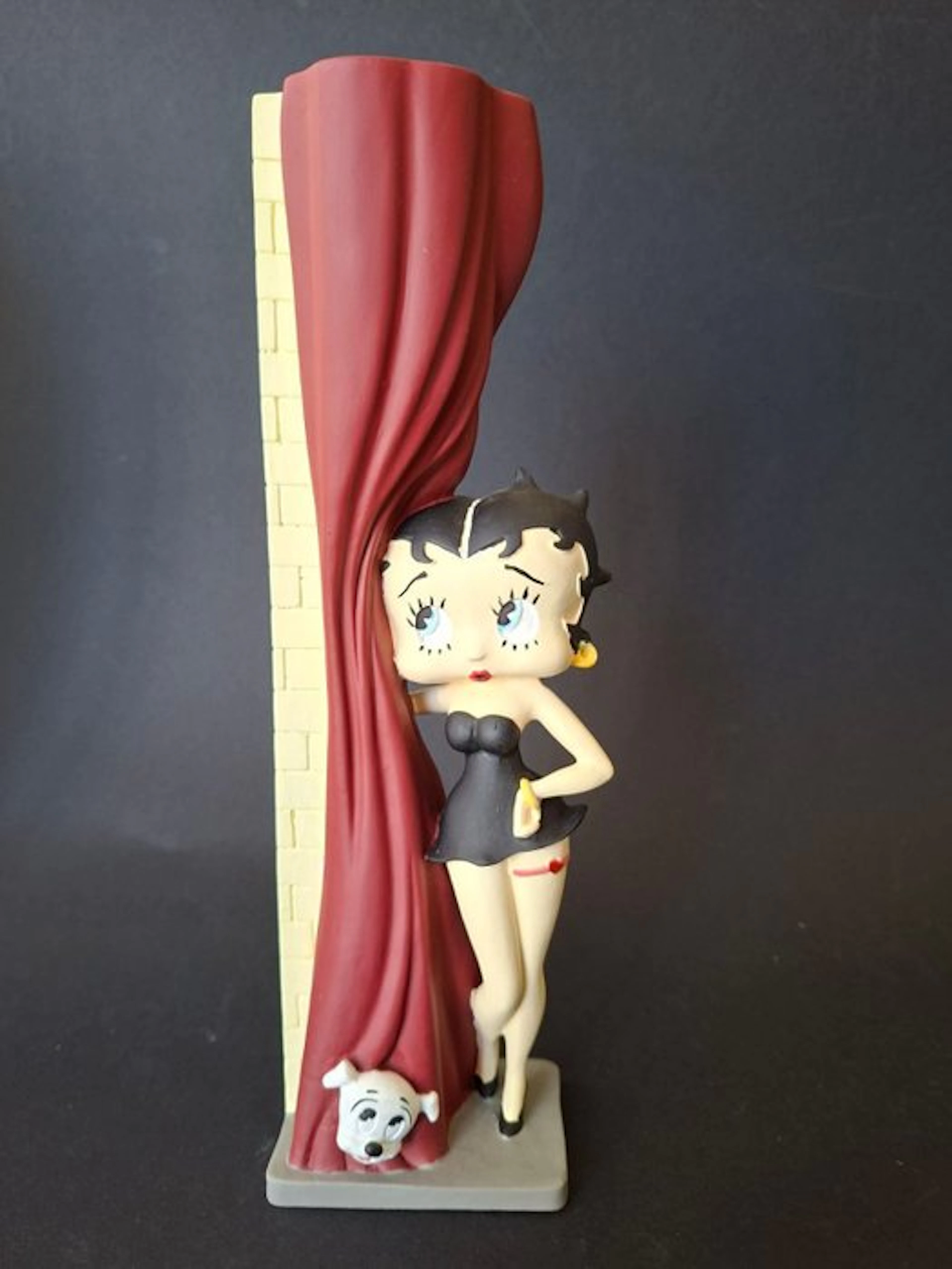 Demons & Merveilles - Figure - Betty Boop con tendaggio - Resin