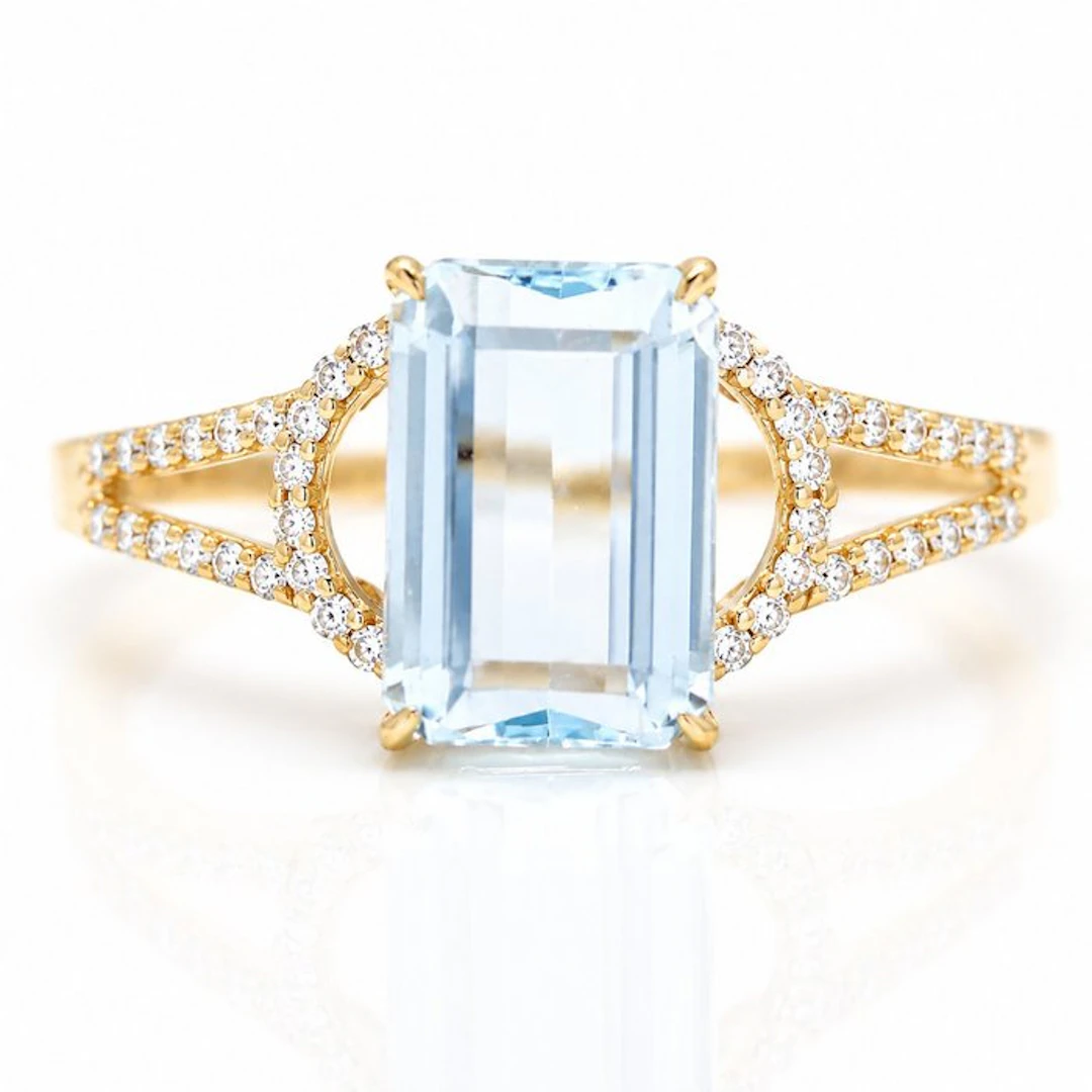 No reserve price - Ring - 14 kt. Yellow gold - 1.90ct. tw. Aquamarine - Diamond