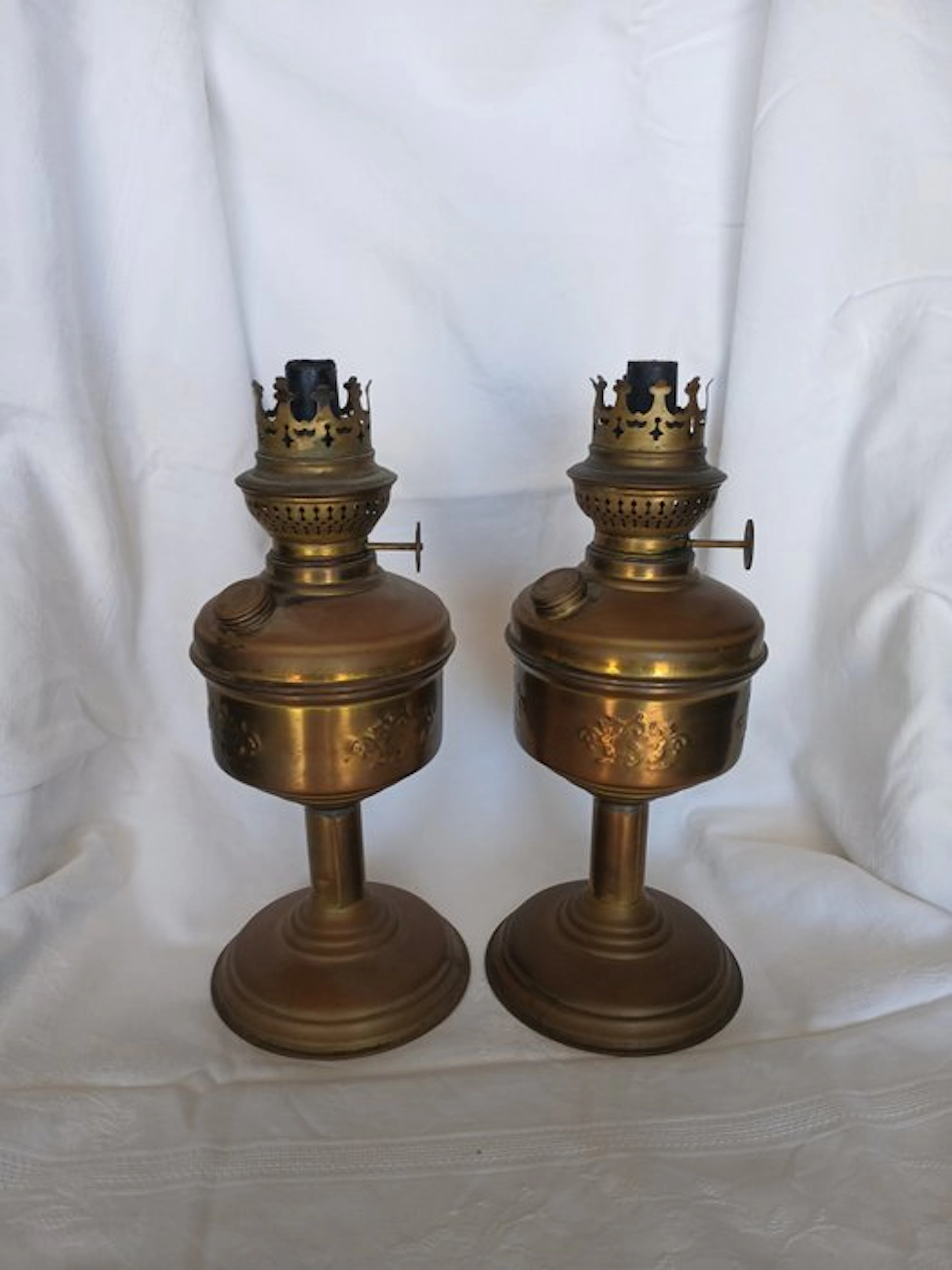 Oil lamp (2) - Brass
