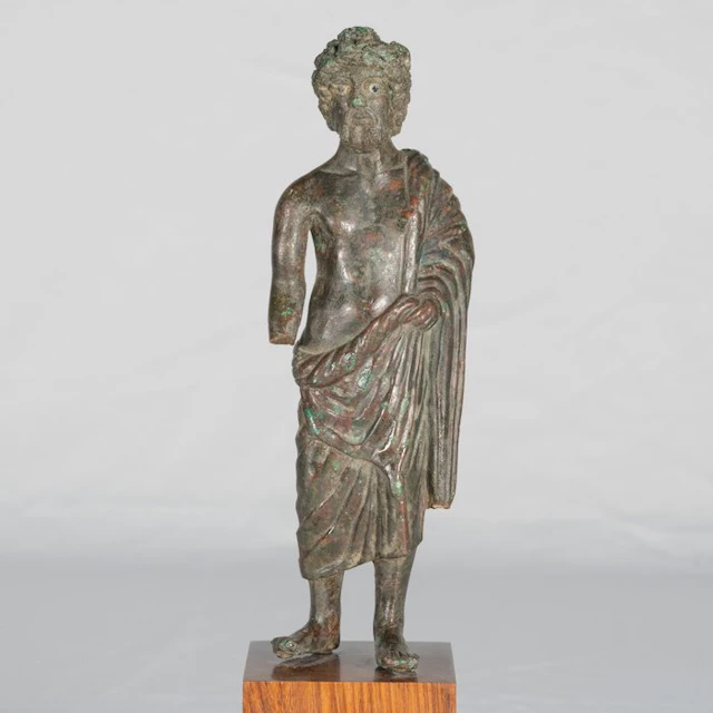 Celtic or Gallo-Roman Bronze large figure of an orator