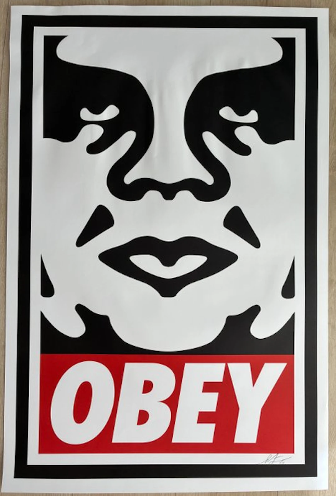 Shepard Fairey (OBEY) (1970) - OBEY ICON
