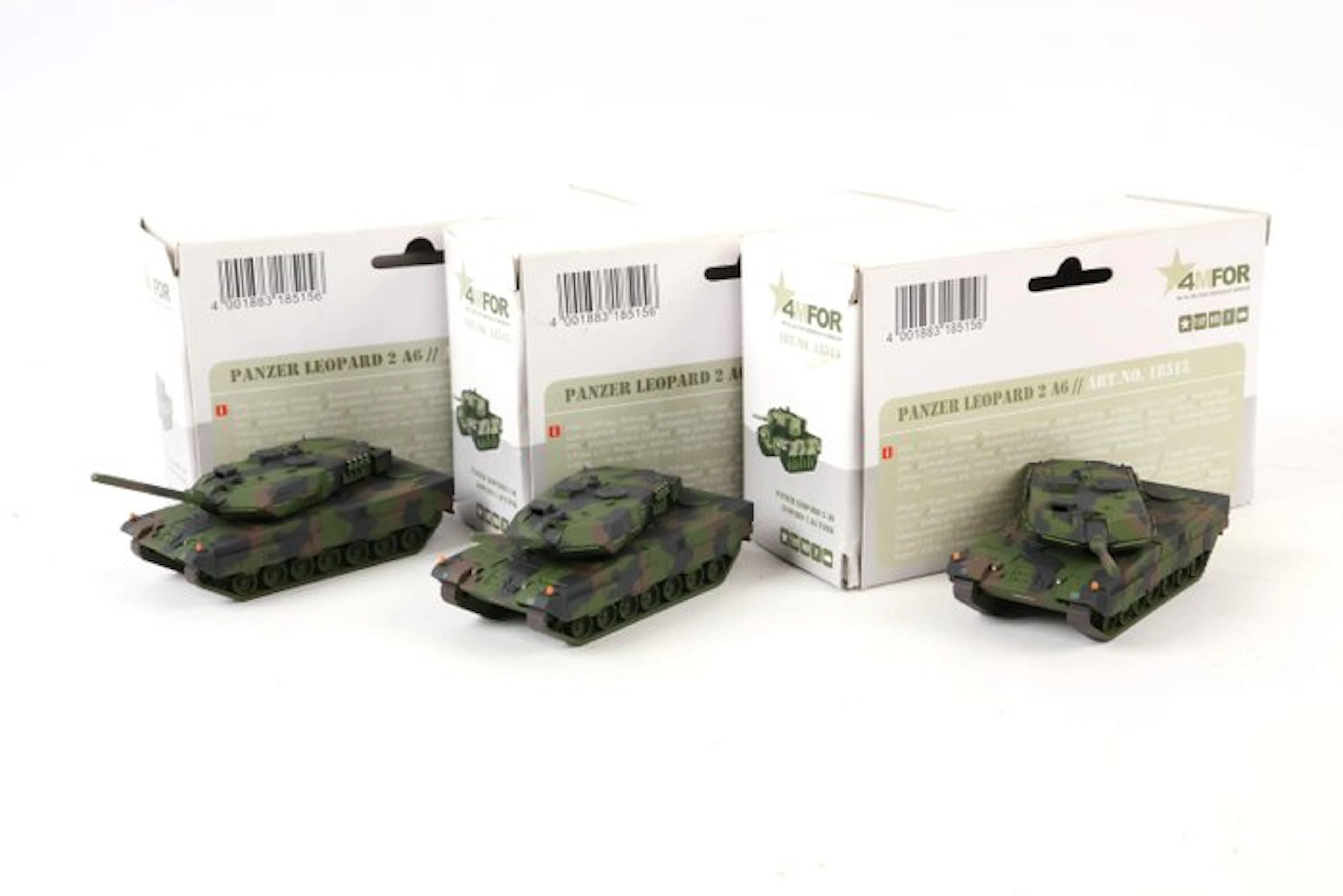 Märklin, 4MFOR H0 - 18515 - Model train vehicles (3) - Three Leopard 2 A6 tanks