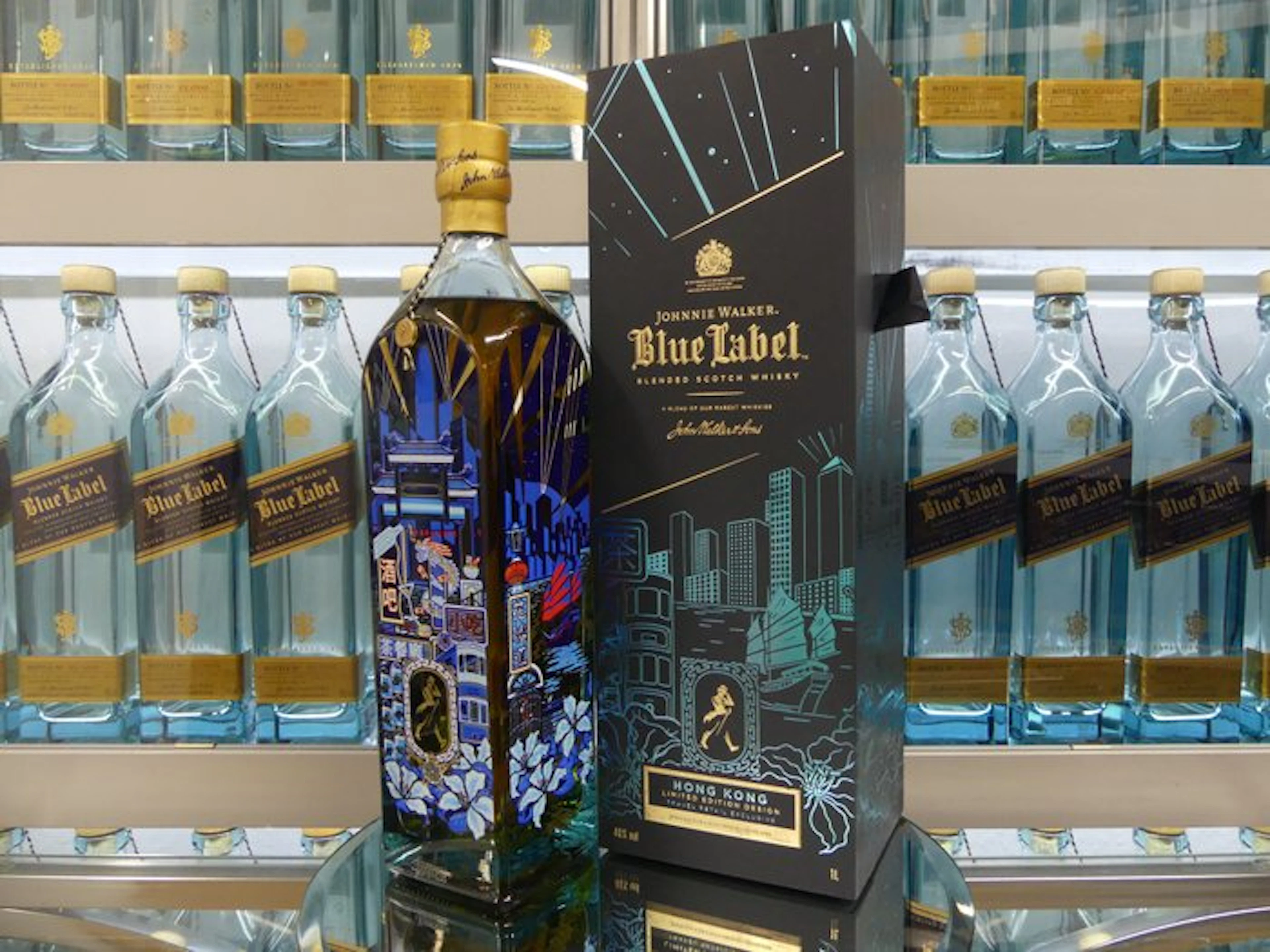 Johnnie Walker Blue Label - Hong Kong Limited Edition...