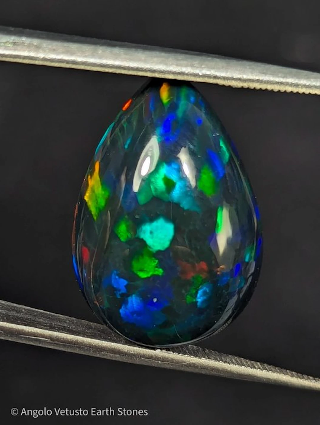 7.17 ct - Stunning Smoked Ethiopian Opal – Pear Cabochon...