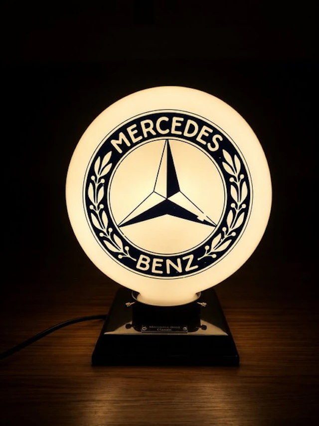 Mercedes-Benz Classic – Official dealership desk lamp – 1990s - Design