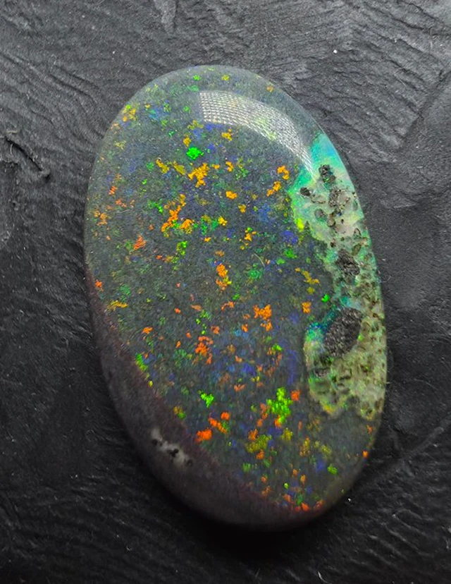 Opal Cabochon - Height: 17 mm - Width: 11 mm- 0.89 g - (1)