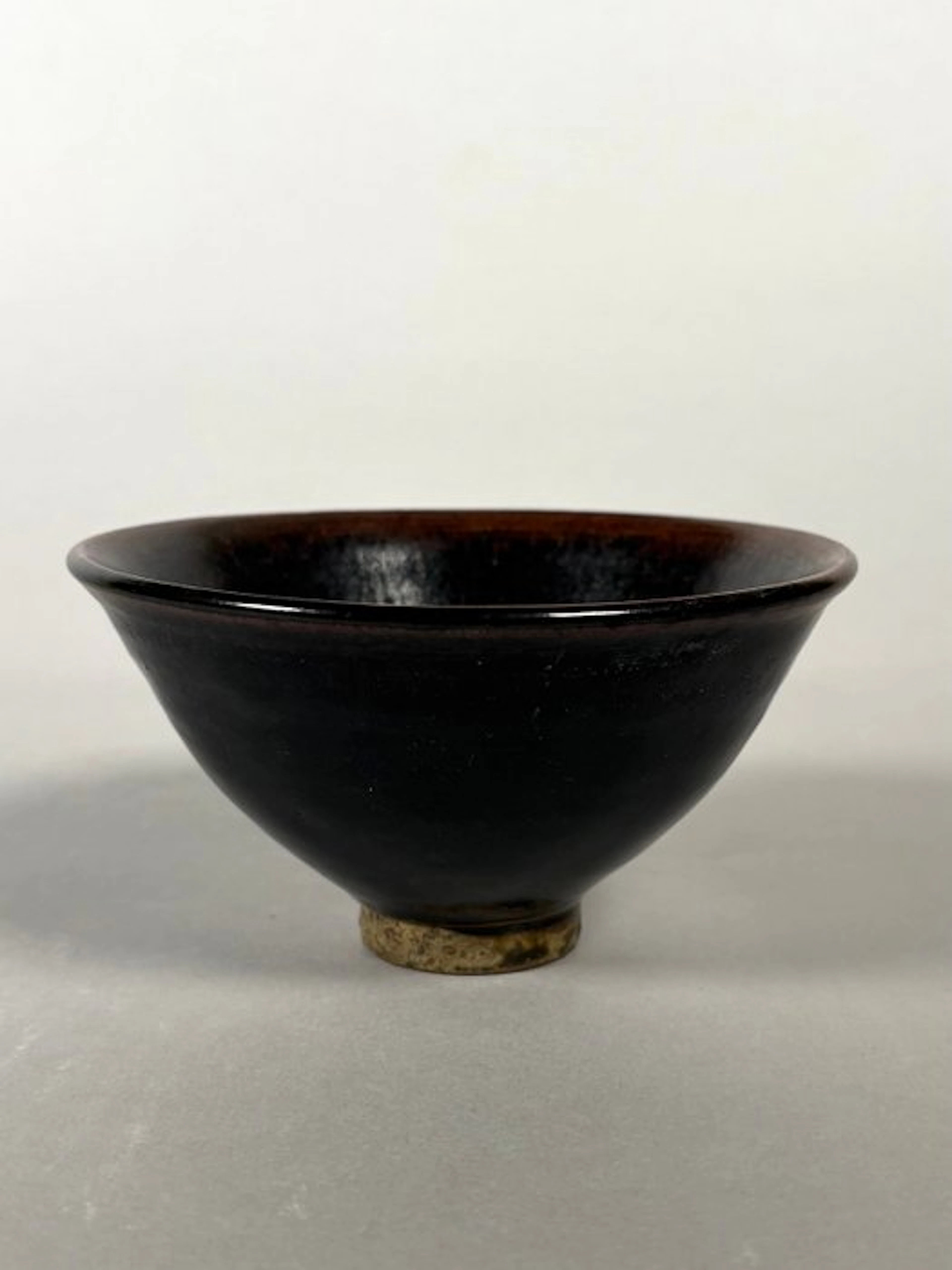 Ancient Chinese Stoneware bowl, 17 cm (ca. 960–1279 AD). - 8 cm
