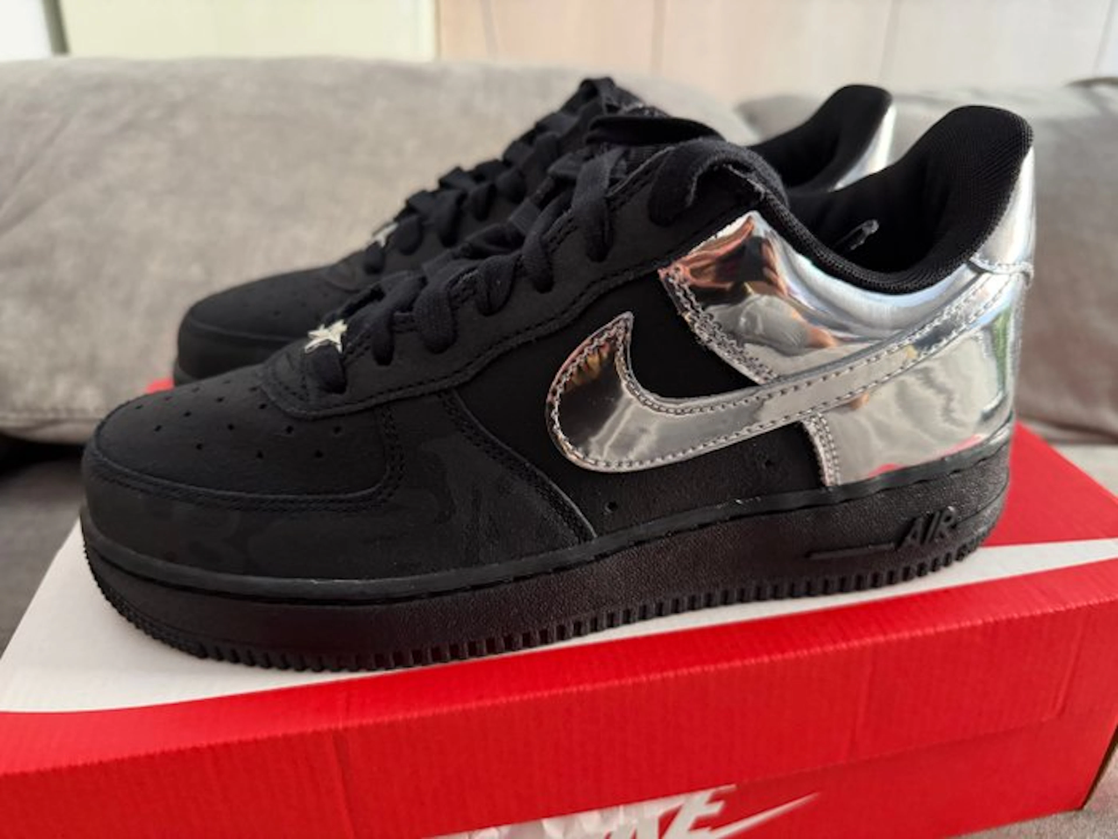 Nike - Air Force 1 Low Retro - Sneakers - Size: EU 40