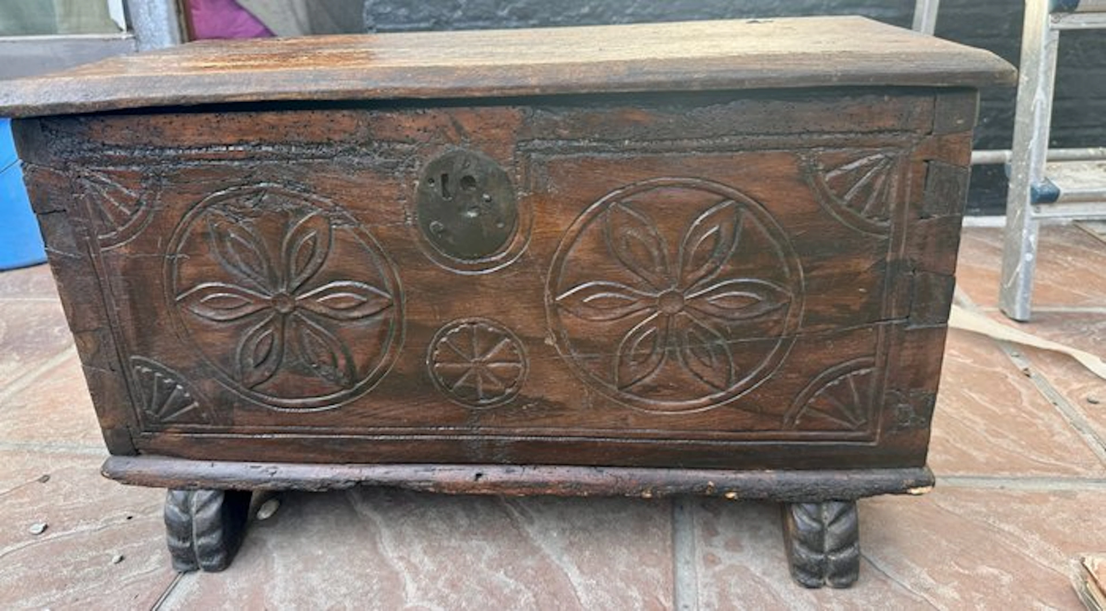Large Rajasthani chest - Wood - India - late 19th - early 20th century