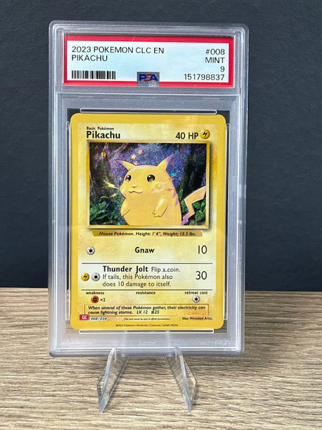 Pokémon - 1 Graded card - Pikachu 008/034 Foil - PSA 9 - Sword & Shield