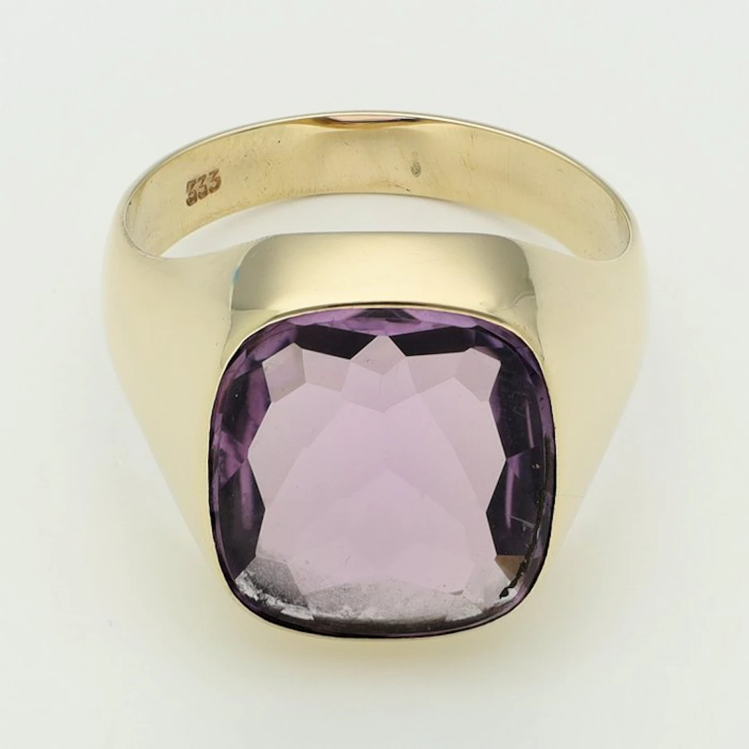 Ring - 8 kt. Yellow gold - Spinel