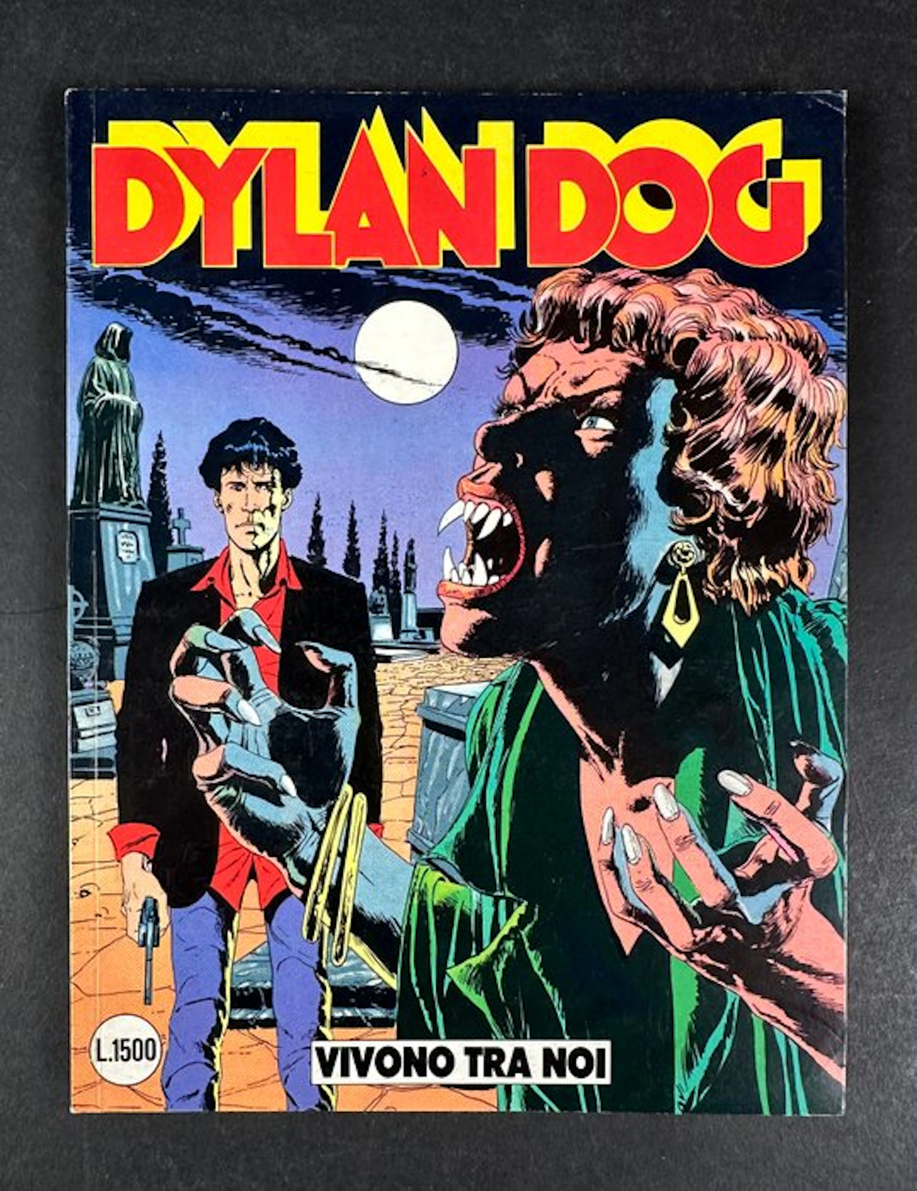 Dylan Dog N. 13 - "Vivono tra noi" - 1 Comic - First edition - 1987