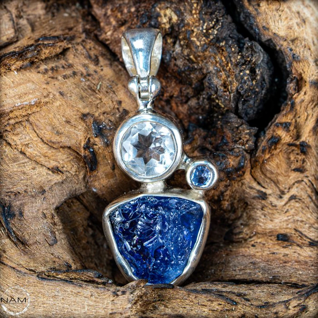 Natural Tanzanite, White Topaz Pendant 925 silver - 25.75 ct- 5.15 g