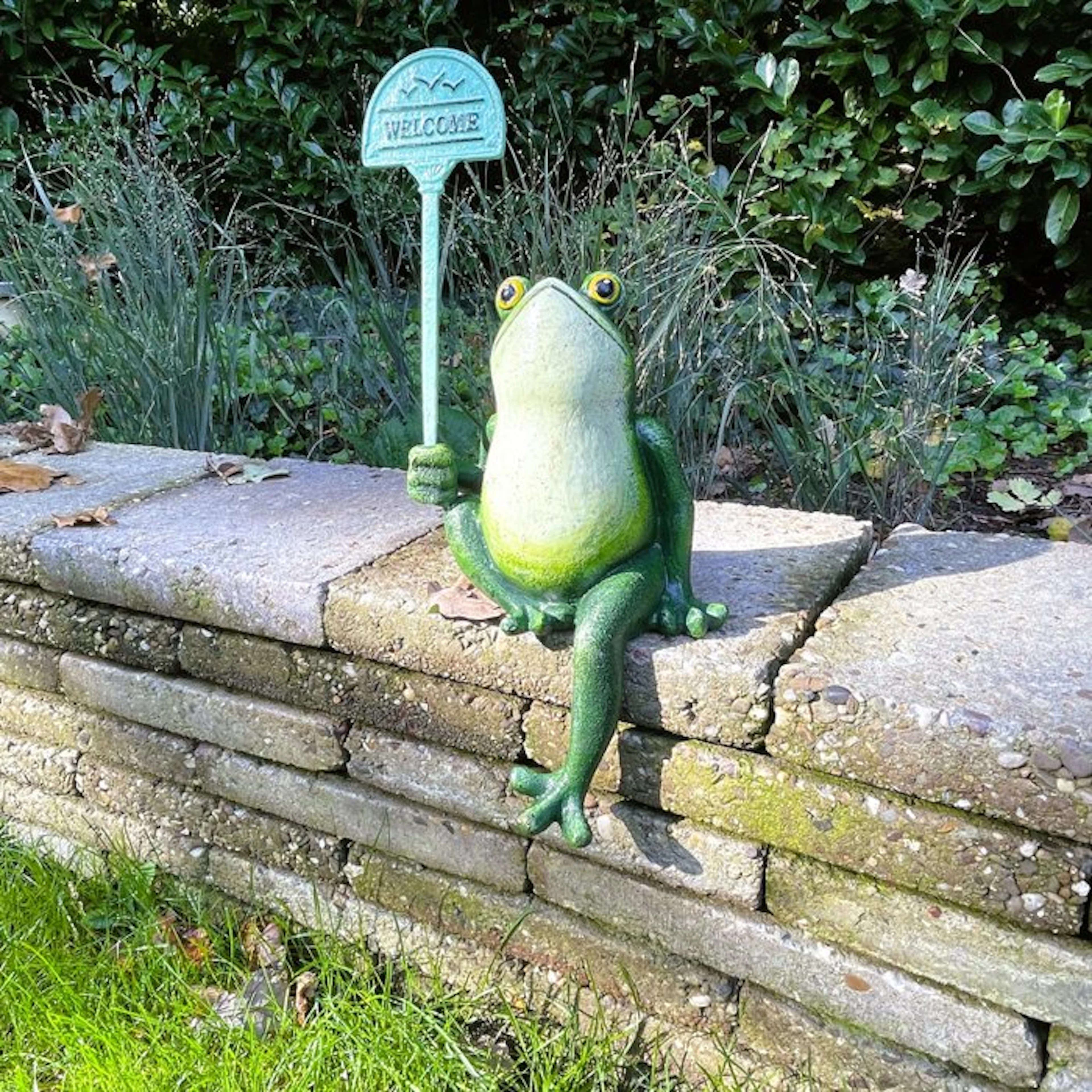 Sculpture, Decoratieve gietijzeren kikker - Welcome - 35 cm - Cast iron