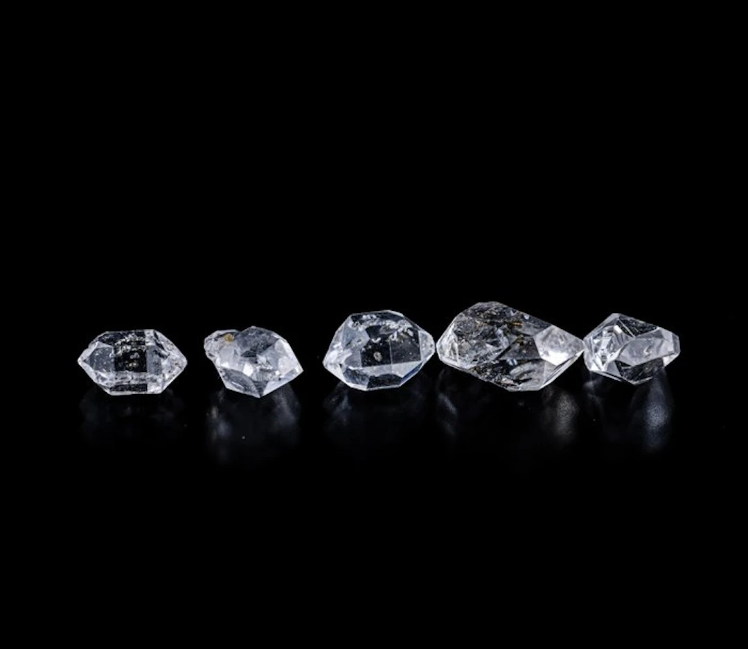 Extremely rare lot of 5 Herkimer Diamonds — 3.60 carats...