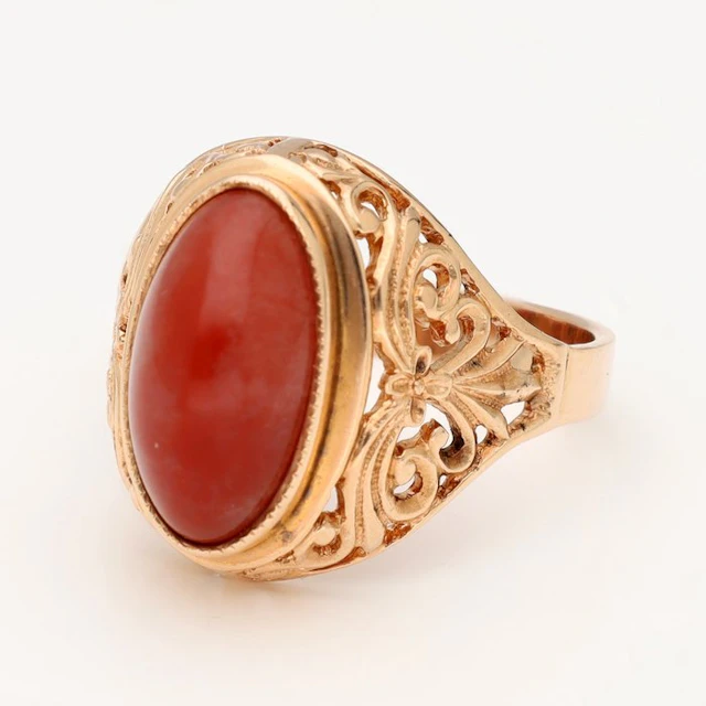 Ring - 14 kt. Yellow gold - 4.65ct. tw. Carnelian